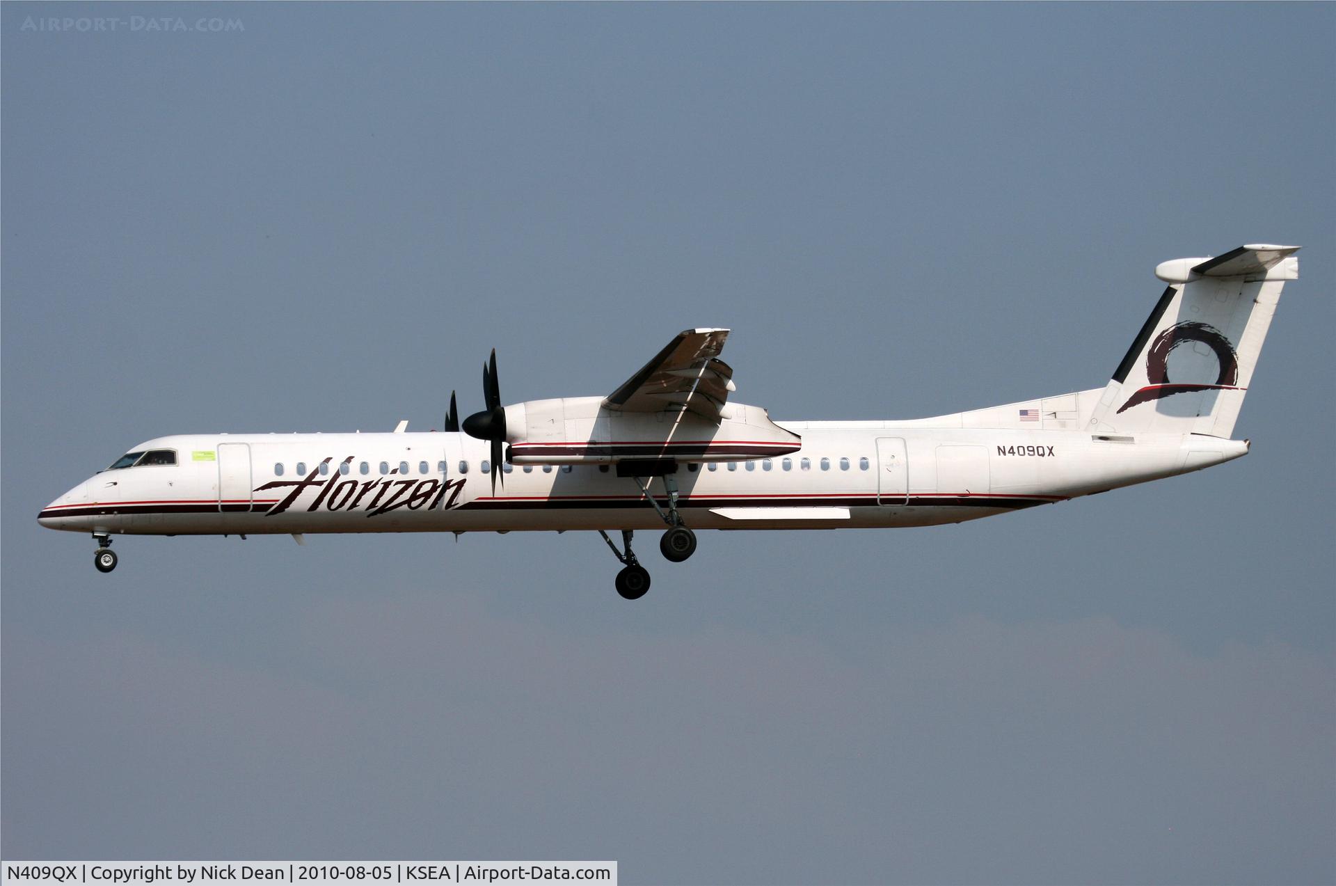 N409QX, 2001 Bombardier DHC-8-402 Dash 8 C/N 4051, KSEA