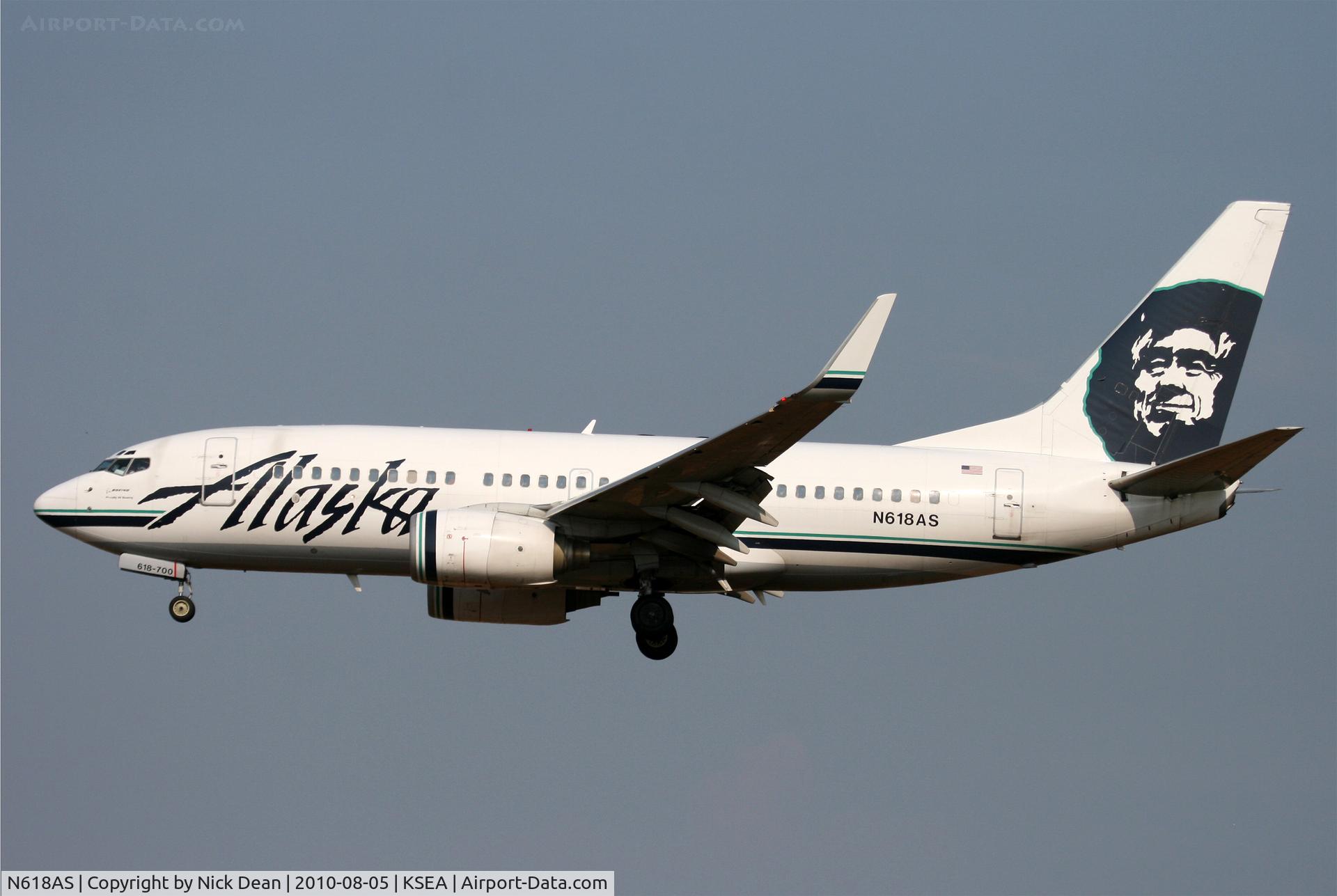 N618AS, 2000 Boeing 737-790 C/N 30543, KSEA