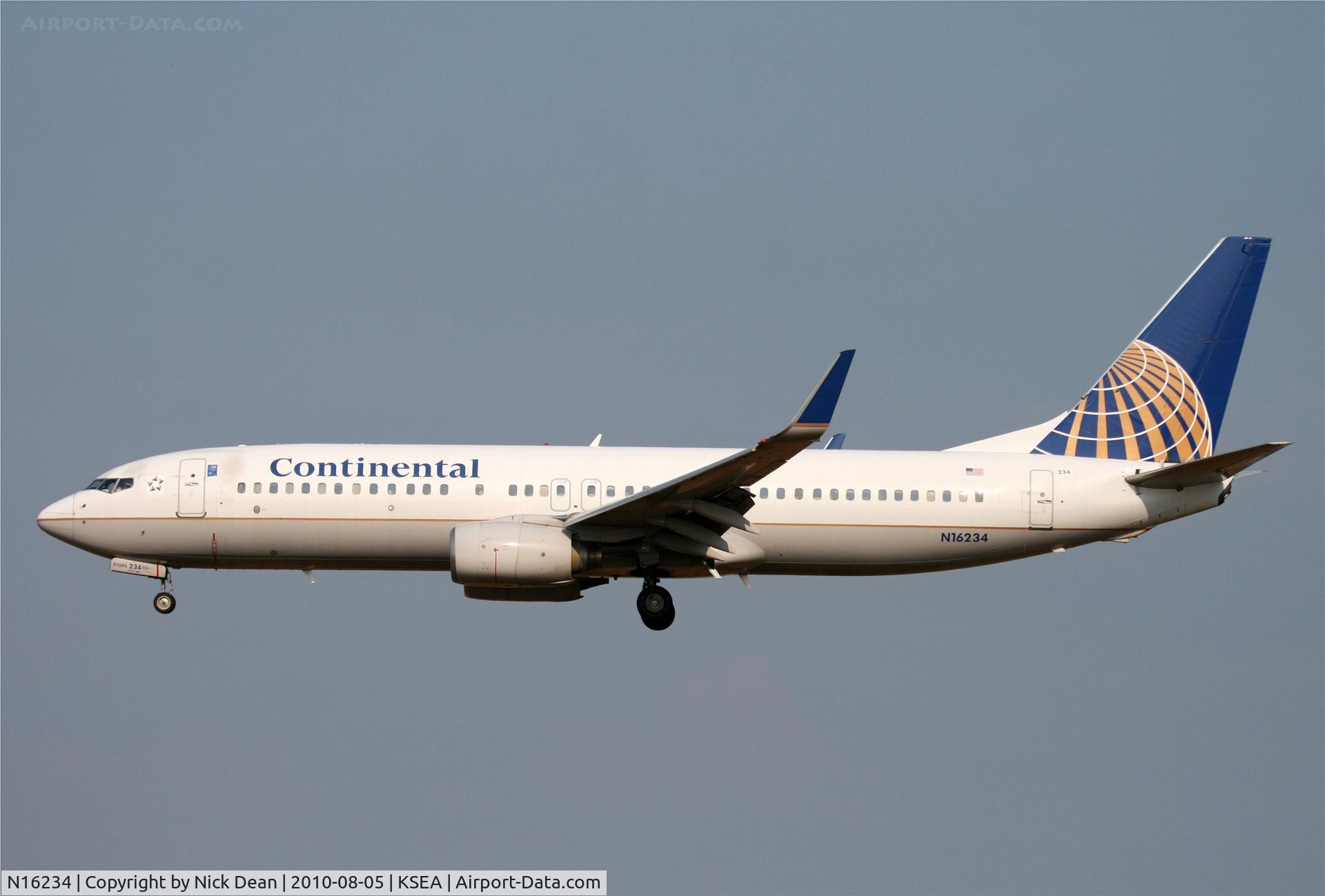 N16234, 1999 Boeing 737-824 C/N 28946, KSEA