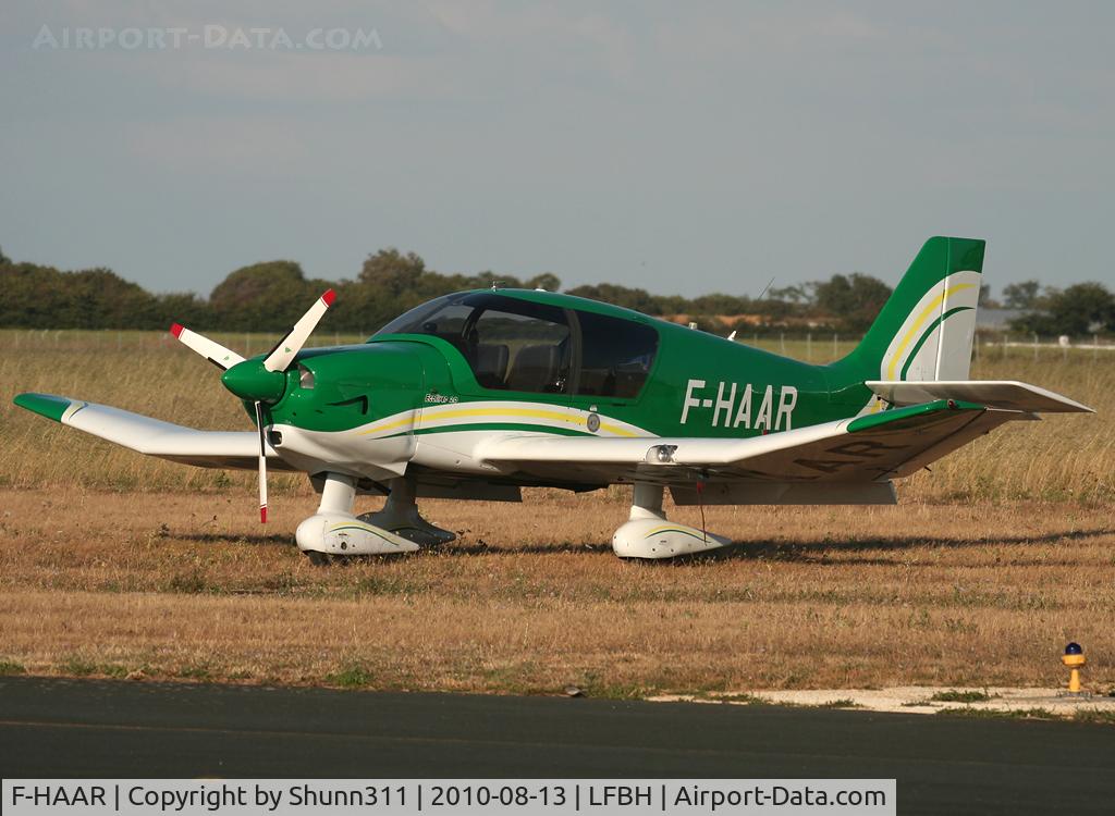 F-HAAR, Robin DR-400-140B Dauphin Major C/N 2640, Parked on the grass... One of the last DR produced with diesel engine ;)