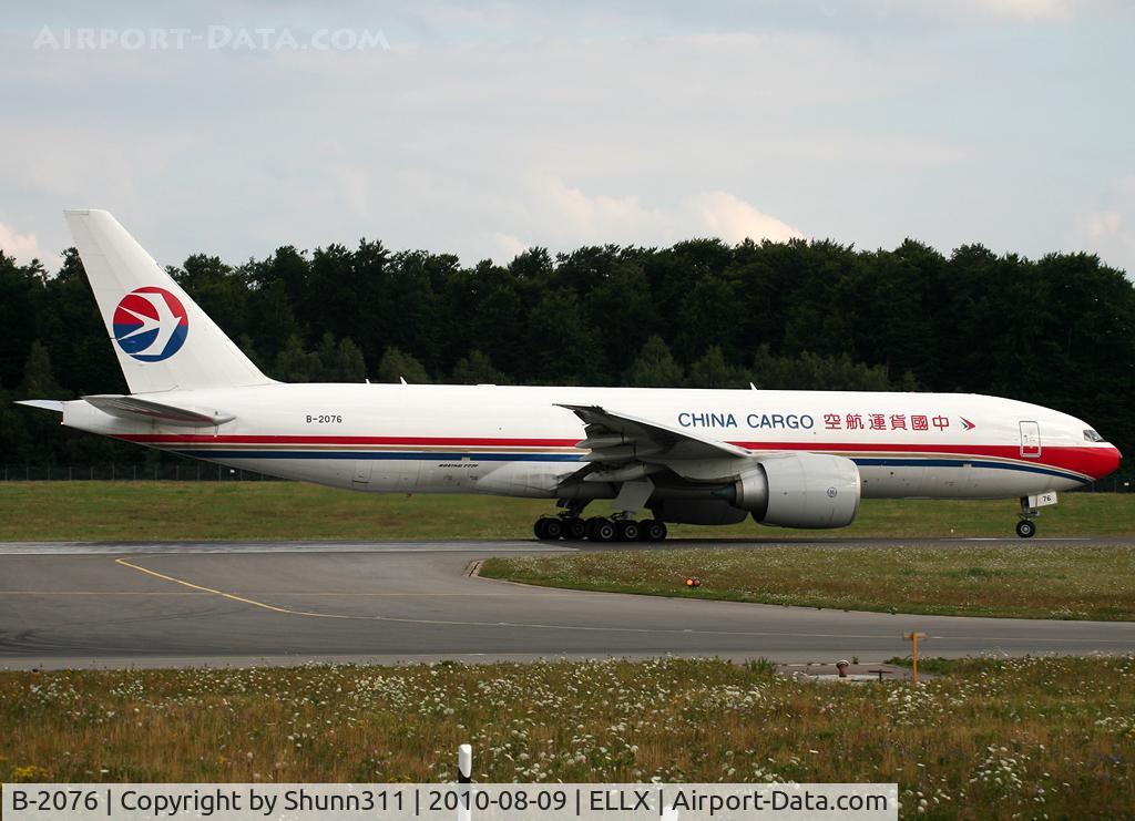 B-2076, 2010 Boeing 777-F6N C/N 37711, Ready for take off rwy 24