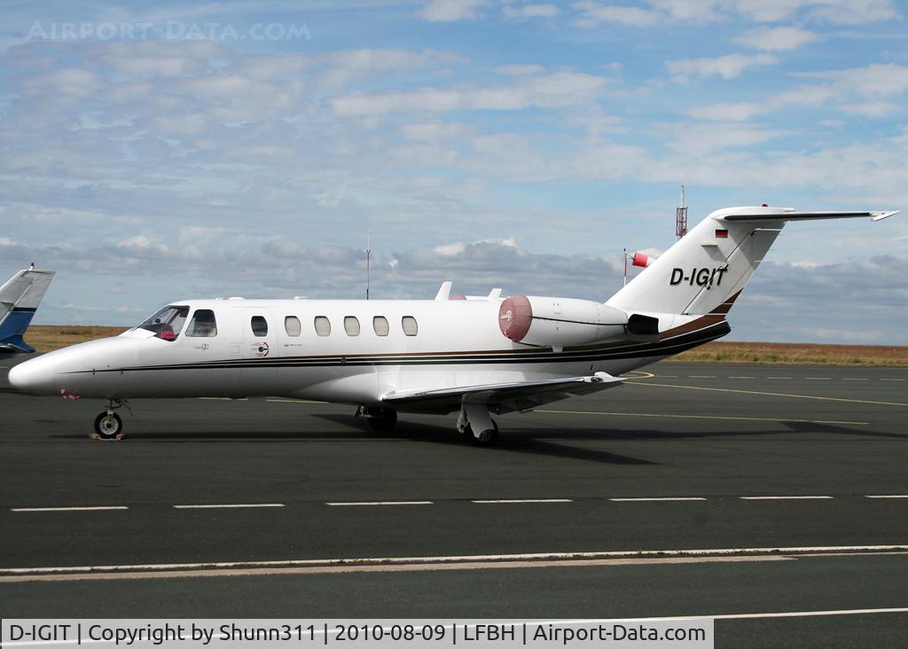 D-IGIT, Cessna 525A CitationJet CJ2 C/N 525A-0032, Parked near the Control Tower...