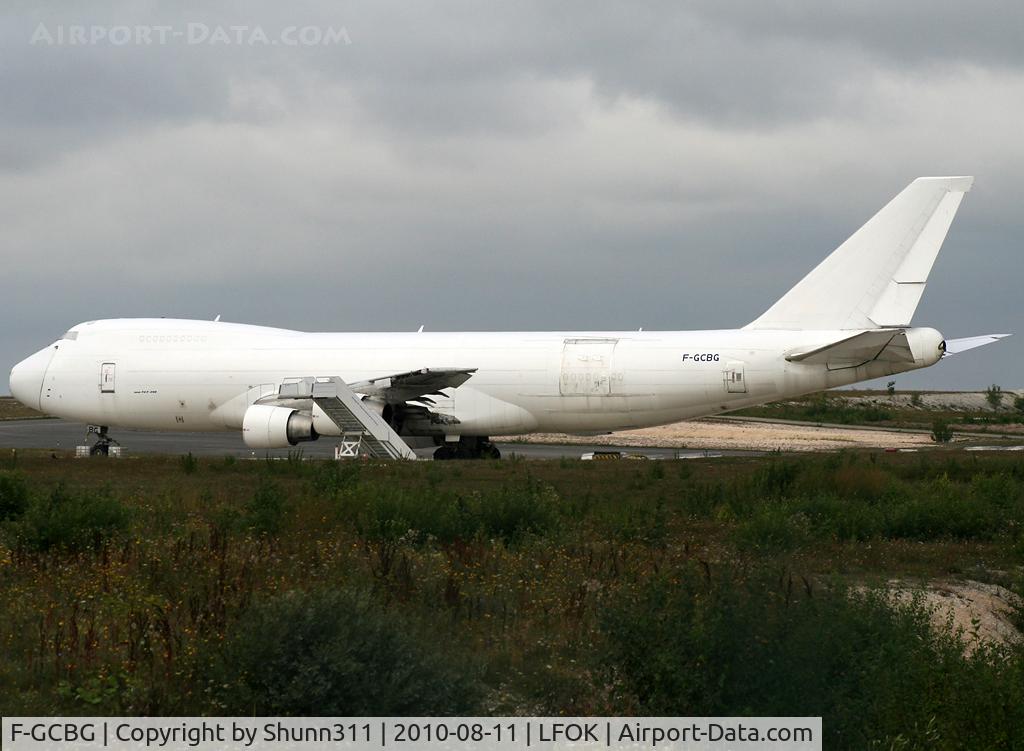 F-GCBG, 1982 Boeing 747-228F/SCD C/N 22939, Stored in all white c/s without titles... Ex. Air France...