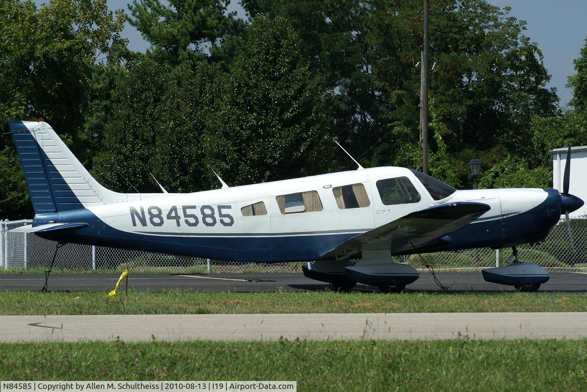 N84585, 1981 Piper PA-32-301 Saratoga C/N 32-8206005, 1981 Piper PA-32-301