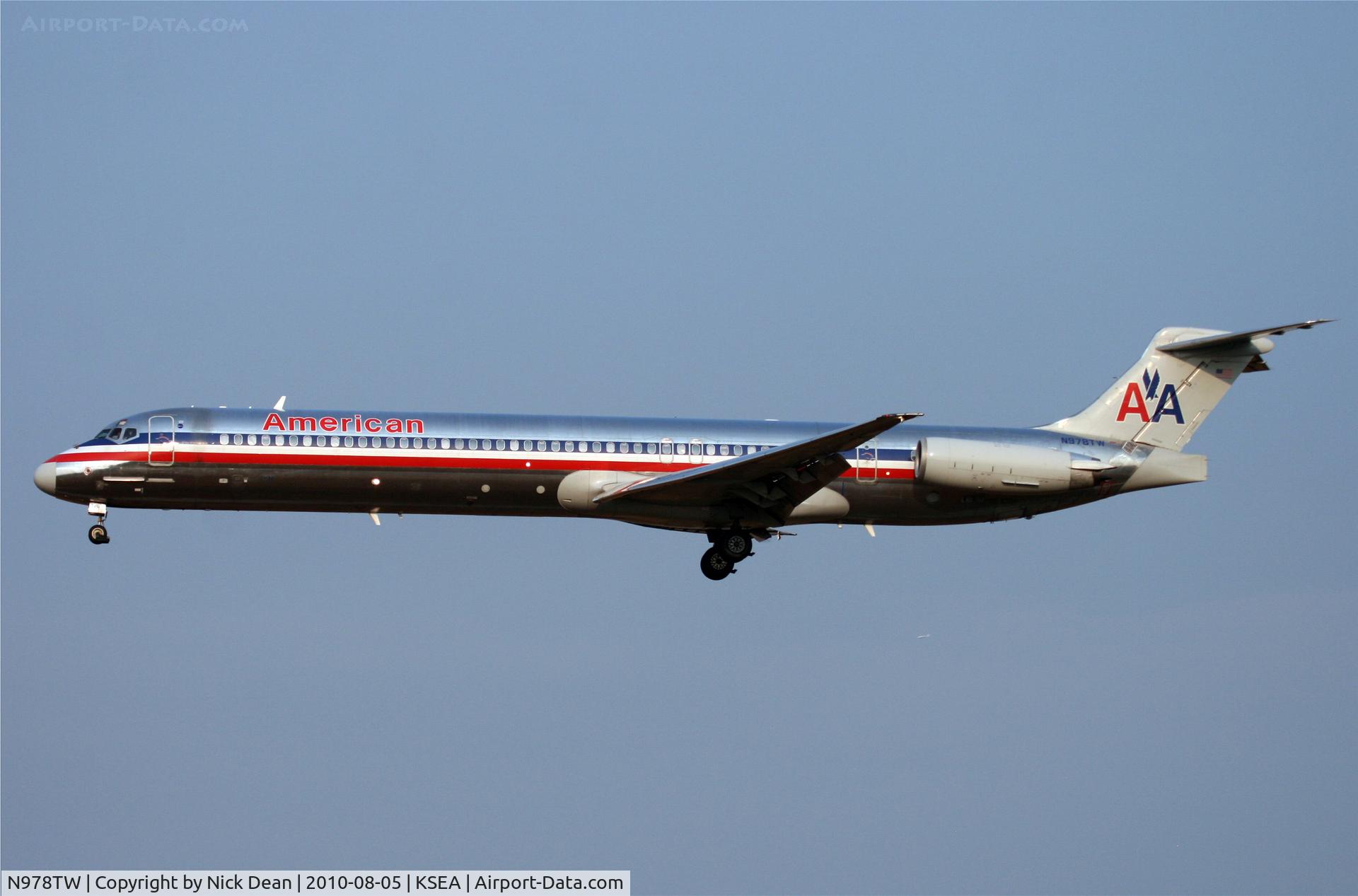 N978TW, 1999 McDonnell Douglas MD-83 (DC-9-83) C/N 53628, KSEA