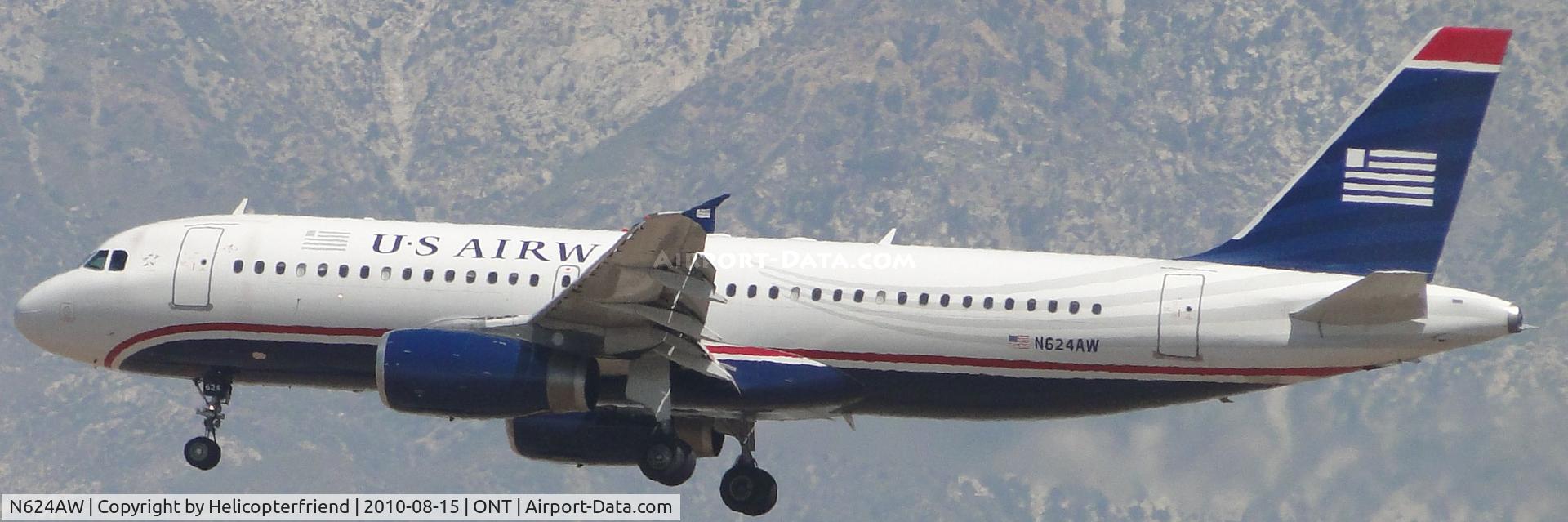 N624AW, 1989 Airbus A320-231 C/N 55, On final to 26R