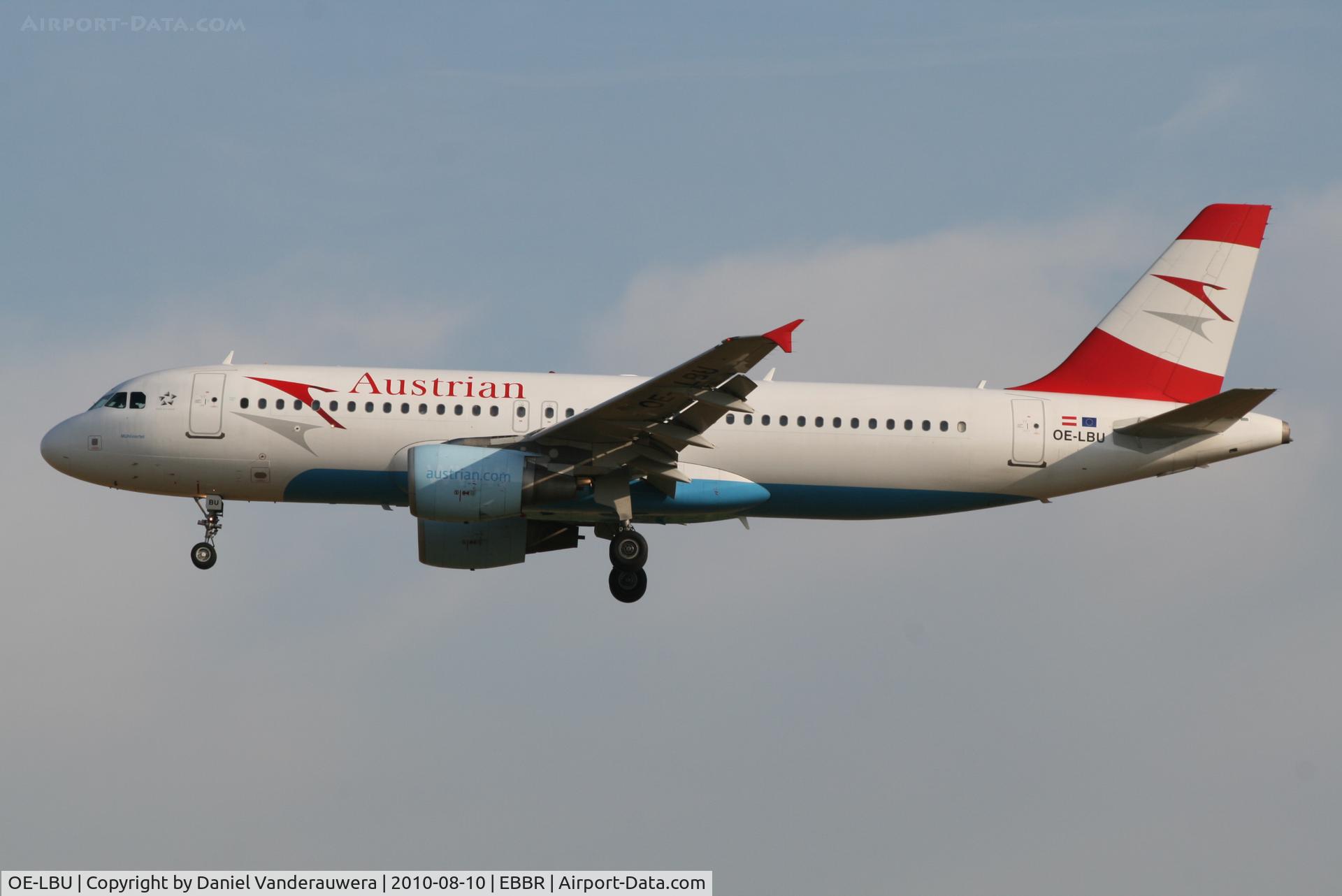 OE-LBU, 2001 Airbus A320-214 C/N 1478, Arrival of flight OS351 to RWY 25L