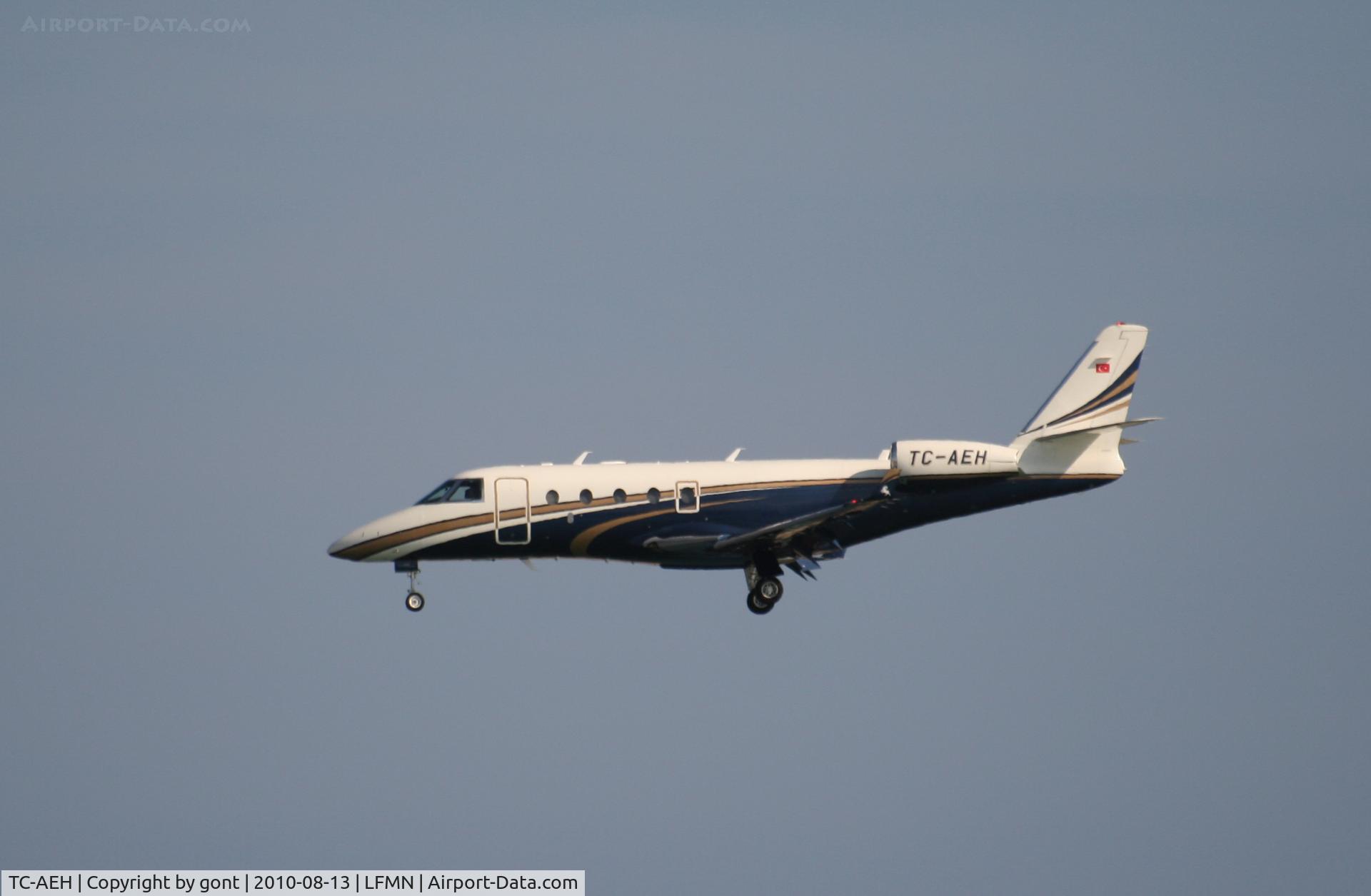 TC-AEH, Israel Aerospace Industries Gulfstream G150 C/N 284, Landing in Nice Airport