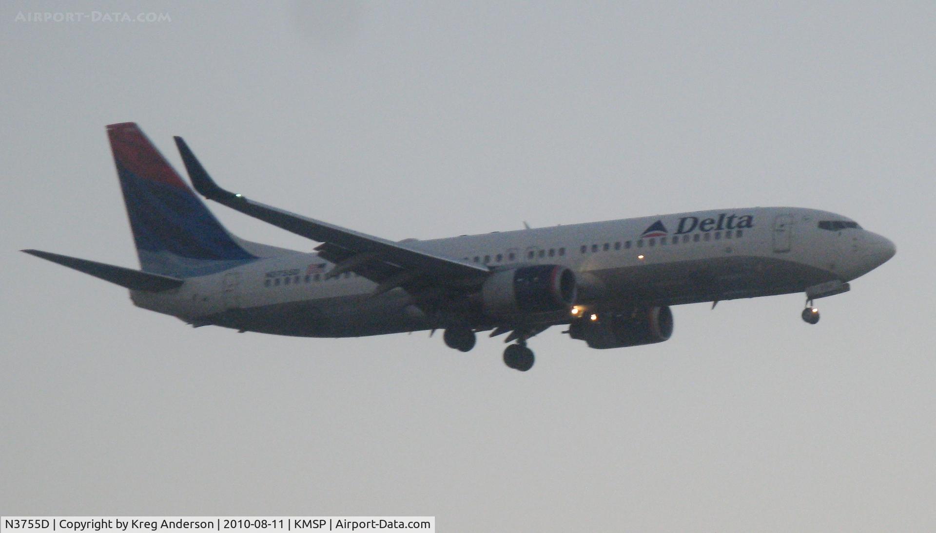 N3755D, 2001 Boeing 737-832 C/N 29627, Delta Airlines Boeing 737-832 arriving at MSP.