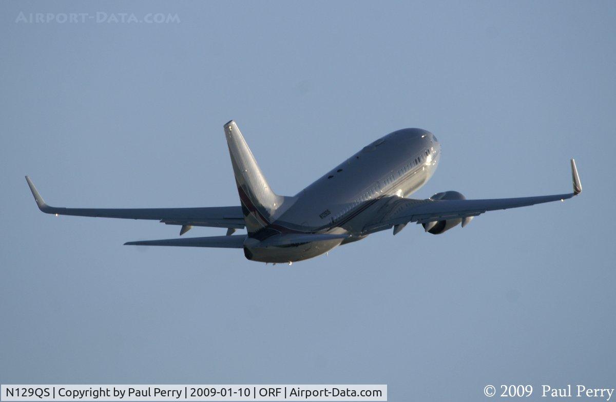 N129QS, 1999 Boeing 737-7BC C/N 30329, Airborne!