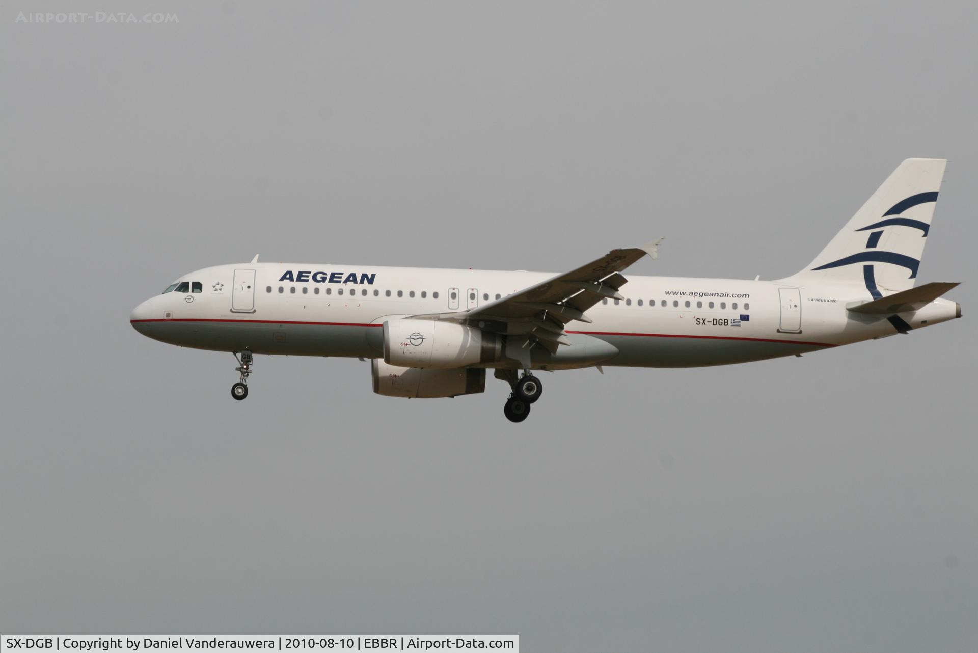 SX-DGB, 2009 Airbus A320-232 C/N 4165, Arrival of flight A3 620 to RWY 25L  (with Star Alliance)