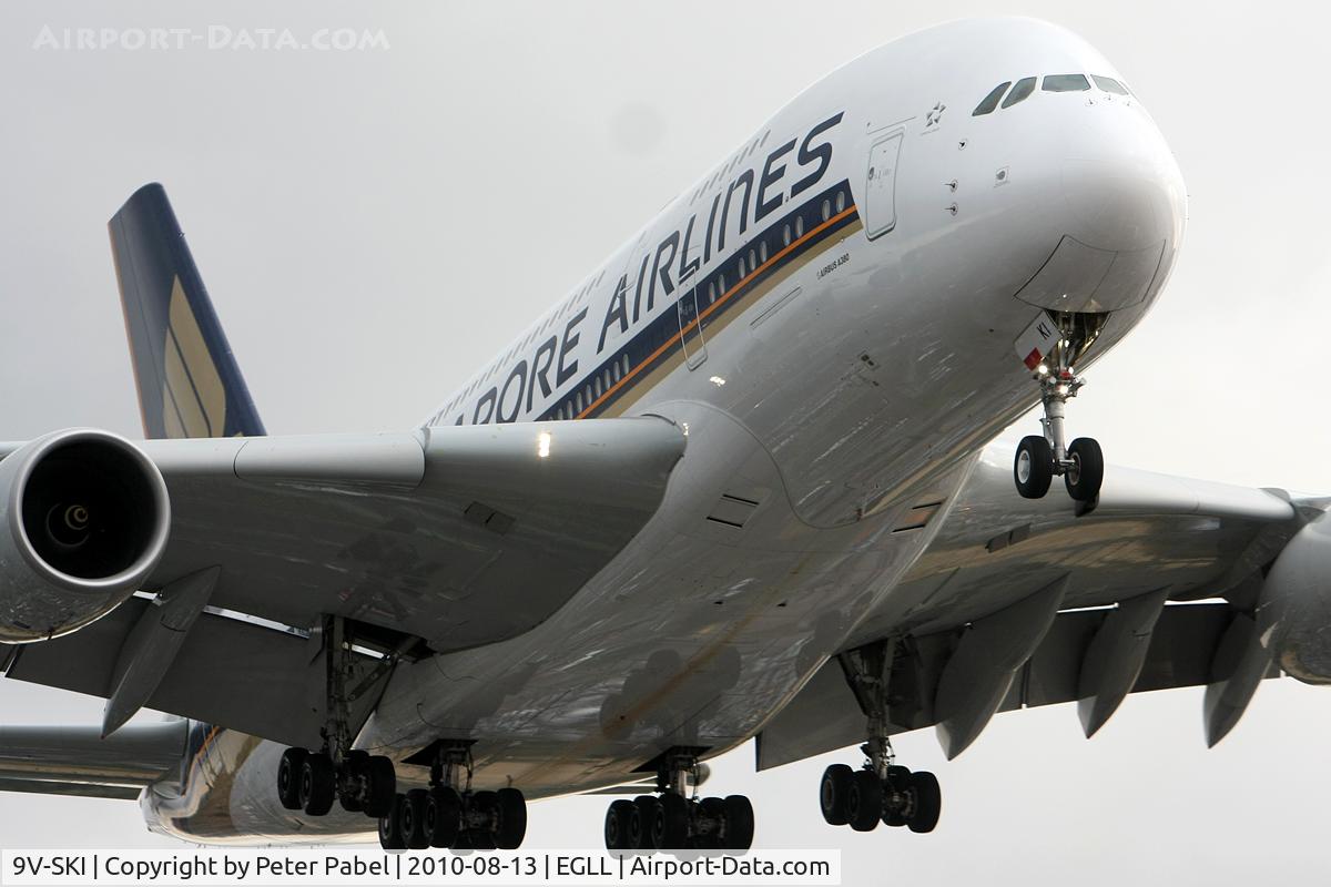 9V-SKI, 2009 Airbus A380-841 C/N 034, LHR 2010