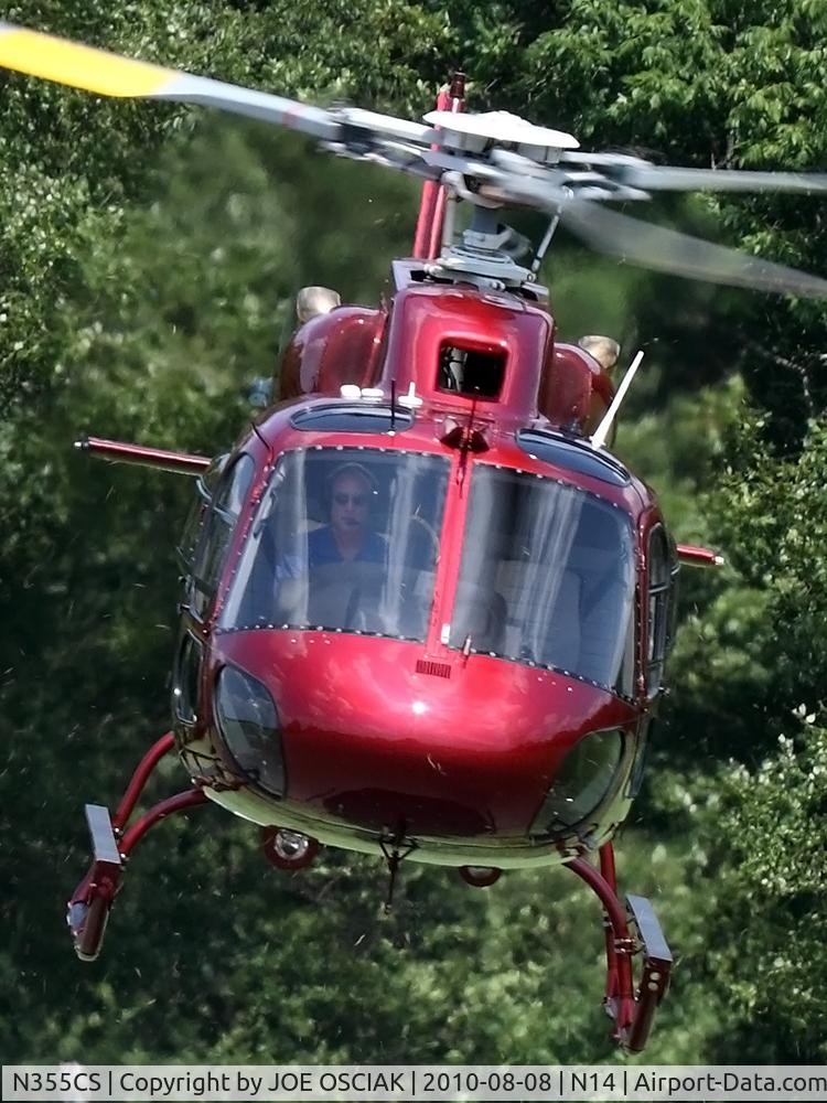 N355CS, Aerospatiale AS-355F-2 Ecureuil 2 C/N 5475, leaving N14