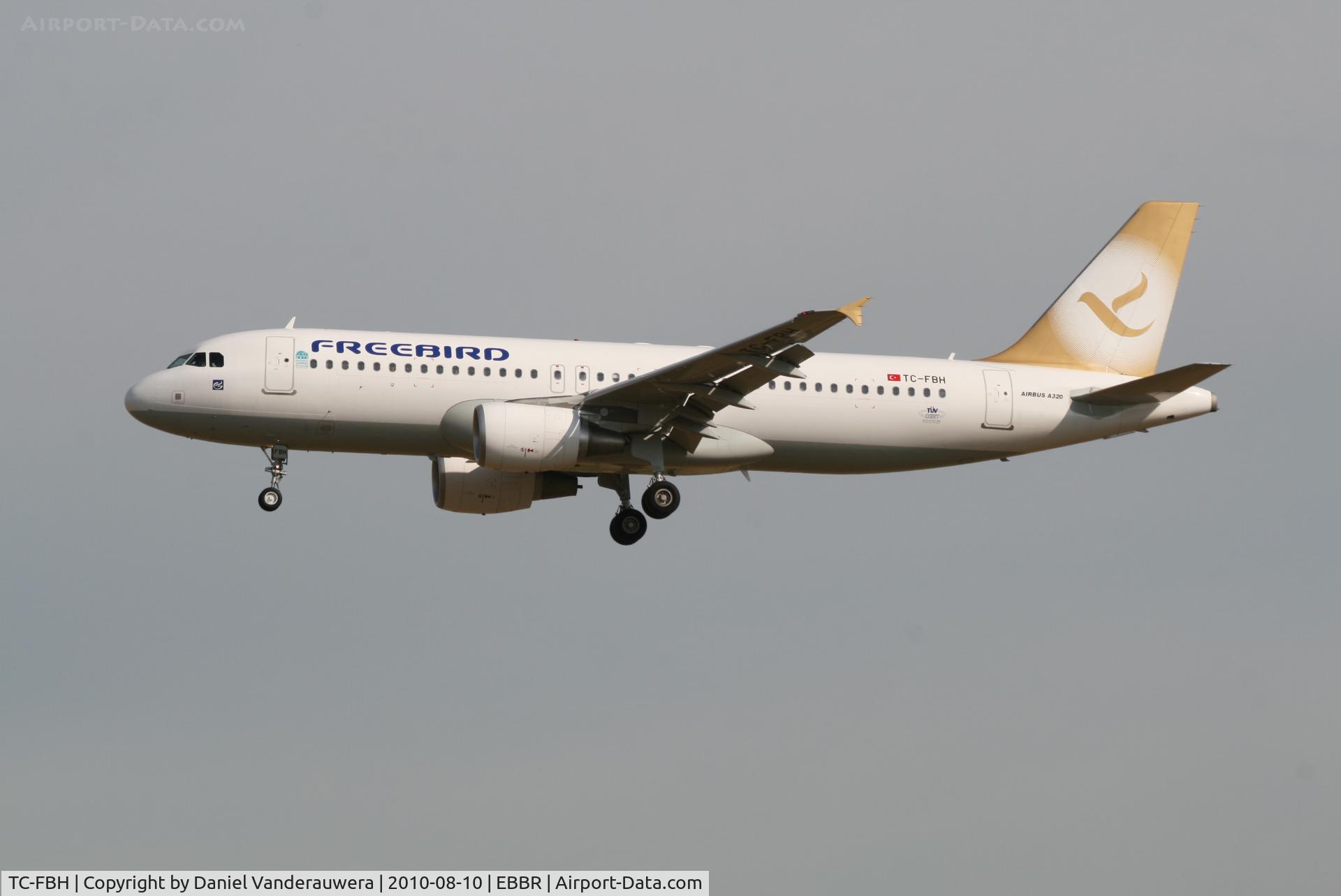TC-FBH, 2010 Airbus A320-214 C/N 4207, Arrival of flight FHY2571 to RWY 25L