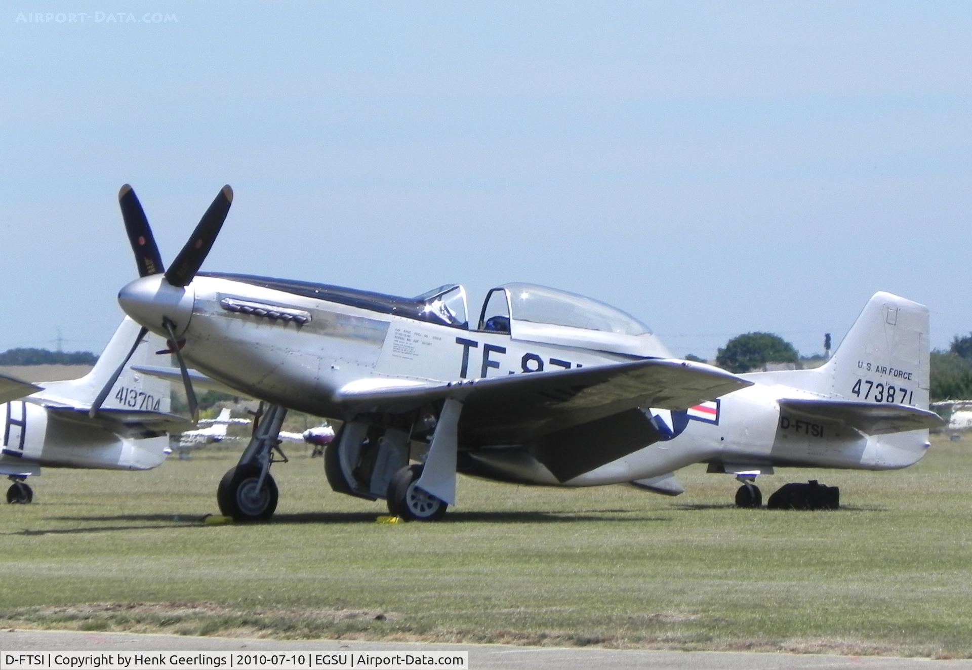D-FTSI, North American TF-51D Mustang C/N 122-40411, Flying Legends Air Show 2010 Duxford