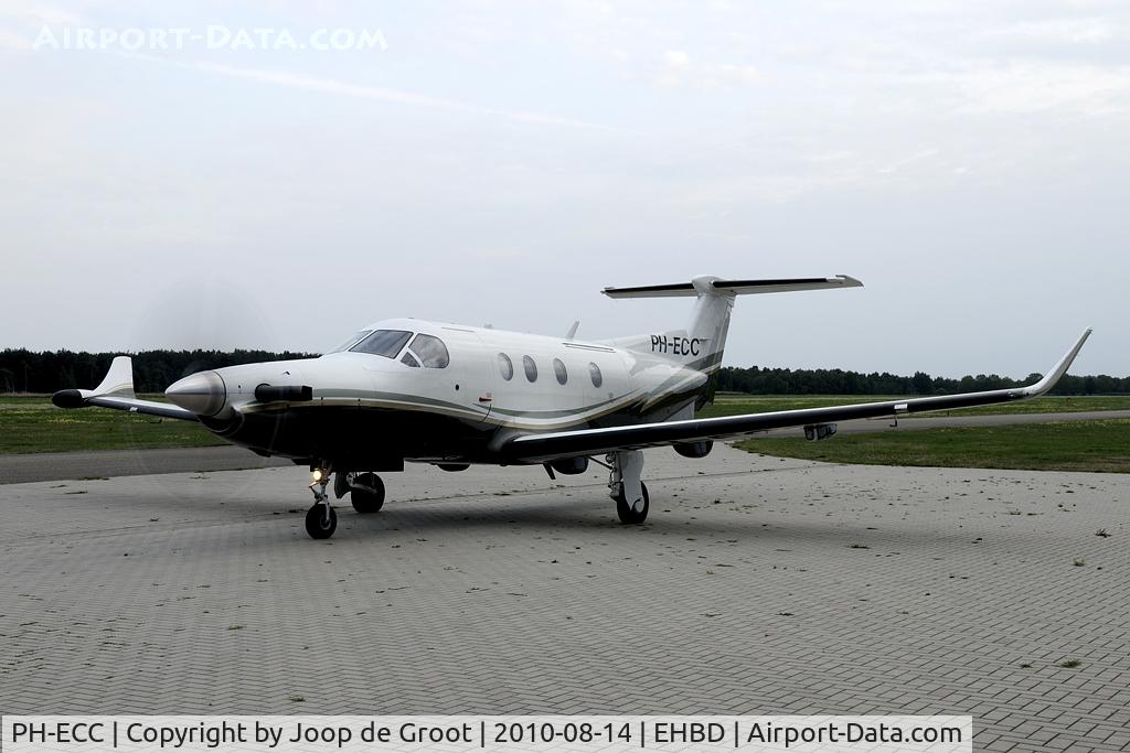 PH-ECC, 1994 Pilatus PC-12/45 C/N 107, the other way of going on holiday: just lease a private plane.