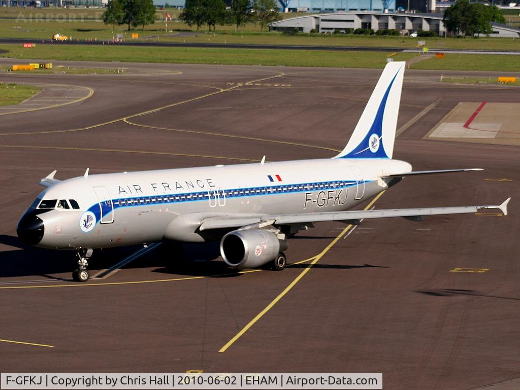 F-GFKJ, 1989 Airbus A320-211 C/N 0063, Air France retro scheme