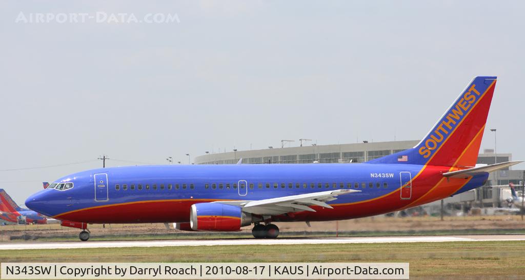 N343SW, 1989 Boeing 737-3H4 C/N 24151, B733 departs 17L.