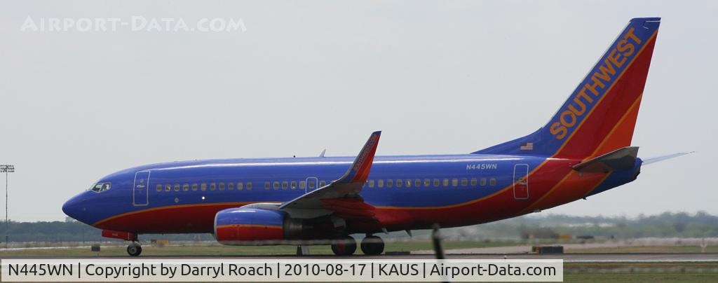 N445WN, 2003 Boeing 737-7H4 C/N 29841, SWA B737 departs 17L.