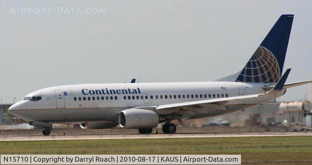 N15710, 1998 Boeing 737-724 C/N 28780, COA B737 departs 17L. Probably one of the last times I'll get to shoot the COA livery.