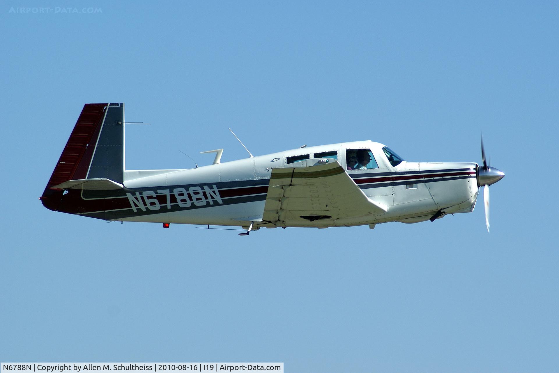 N6788N, 1968 Mooney M-20G Statesman C/N 690001, 1968 Mooney M-20G