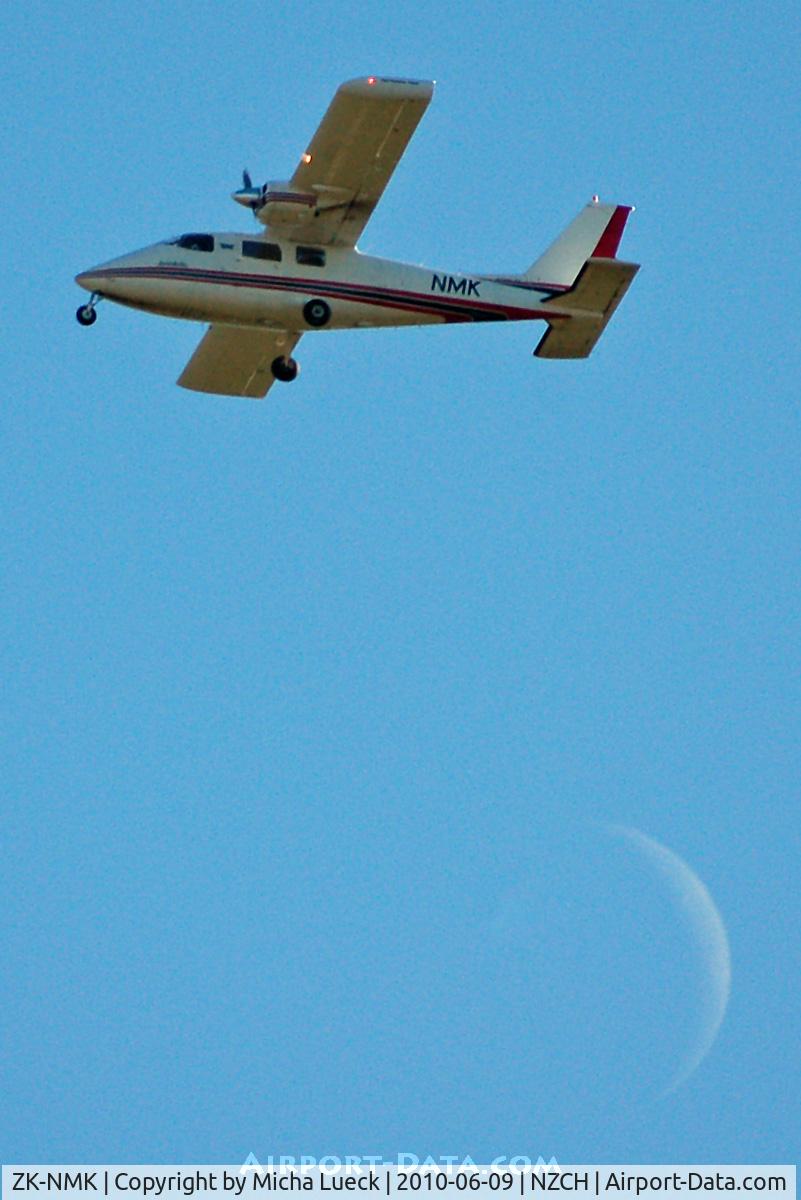 ZK-NMK, Partenavia P-68B C/N 114, Fly me to the moon...