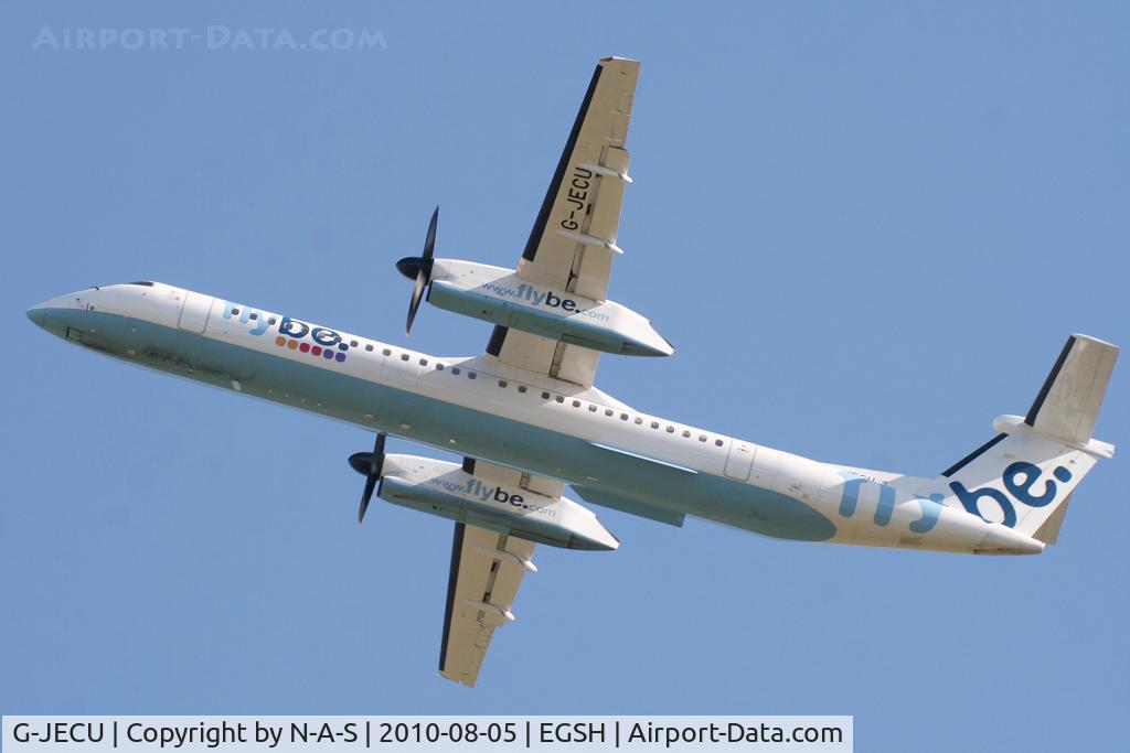 G-JECU, 2006 De Havilland Canada DHC-8-402Q Dash 8 C/N 4146, Departing 27