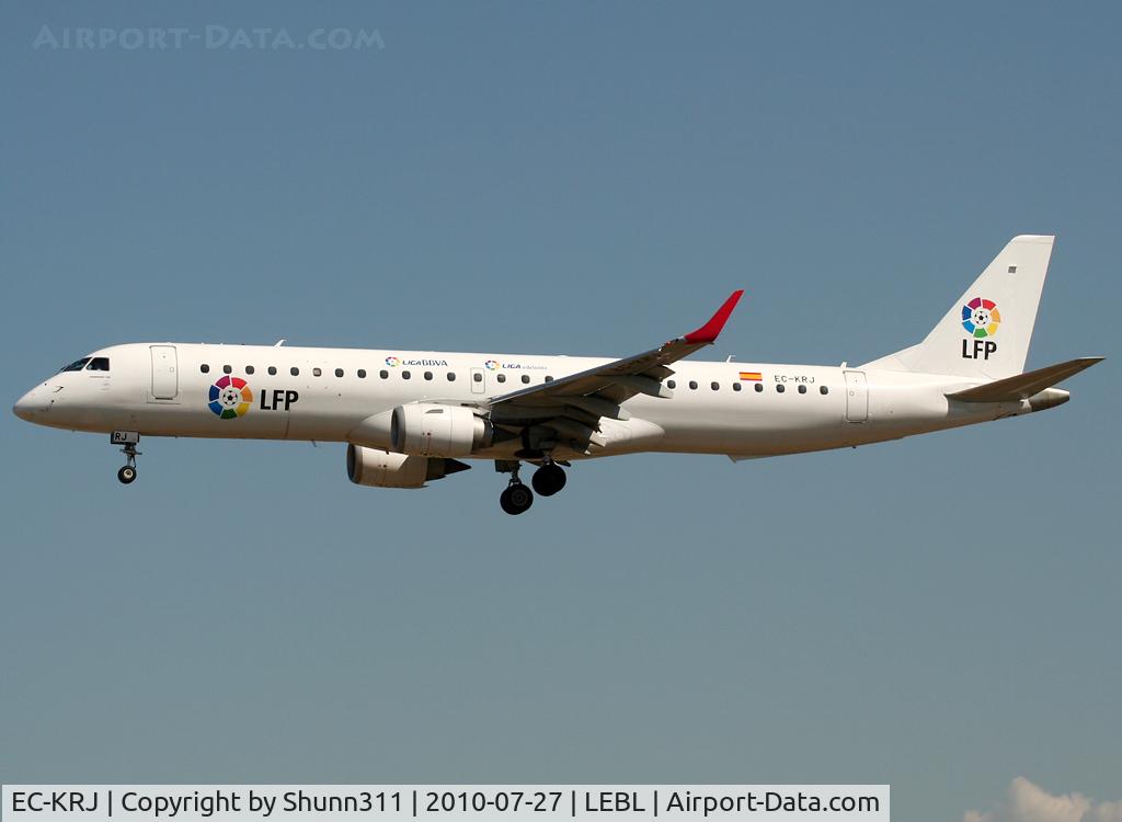 EC-KRJ, 2008 Embraer 195LR (ERJ-190-200LR) C/N 19000196, Landing rwy 25R with special LFP c/s