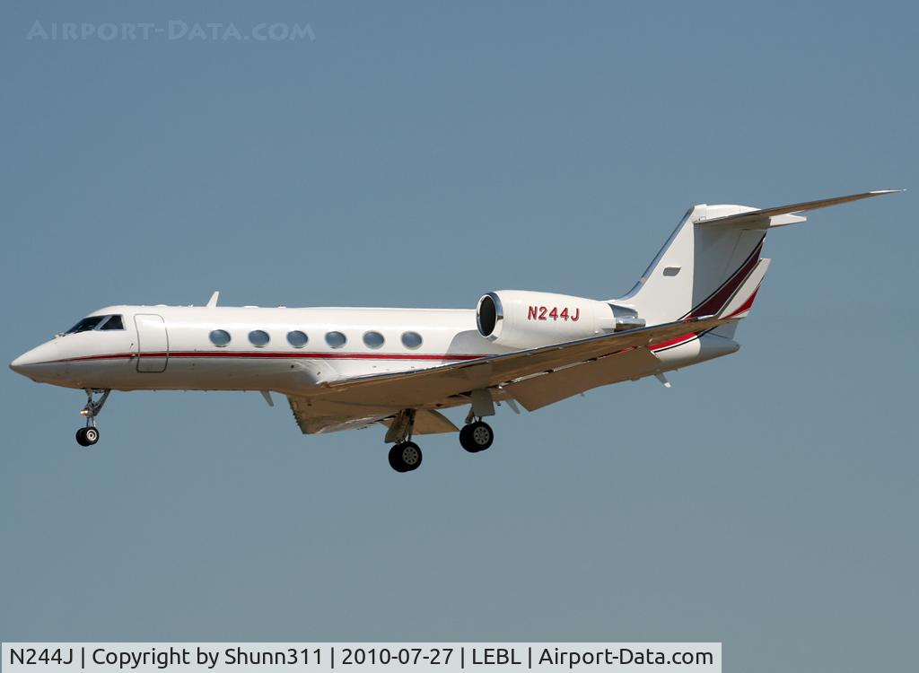 N244J, 2001 Gulfstream Aerospace G-IV C/N 1451, Landing rwy 25R