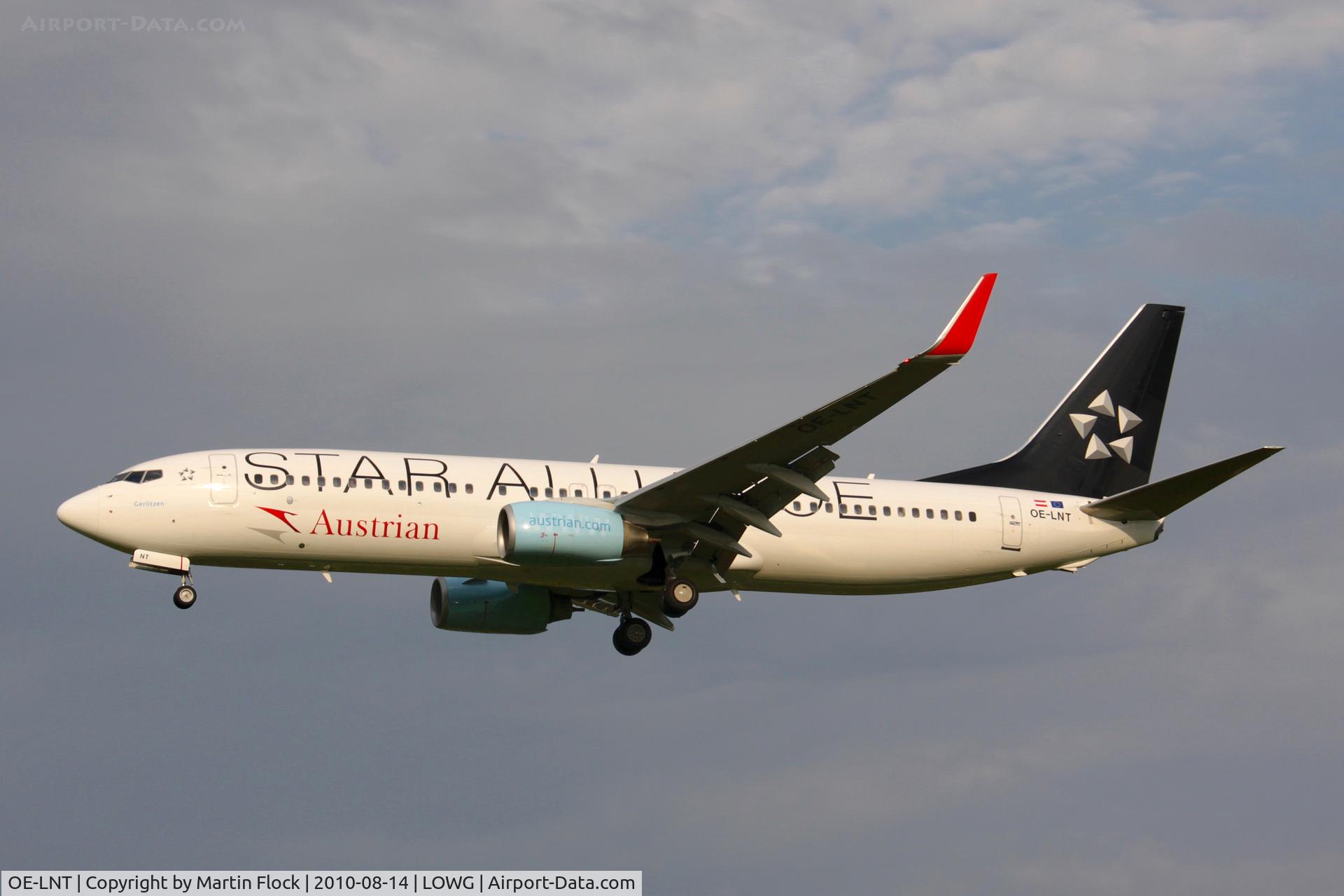 OE-LNT, 2006 Boeing 737-8Z9 C/N 33834, .