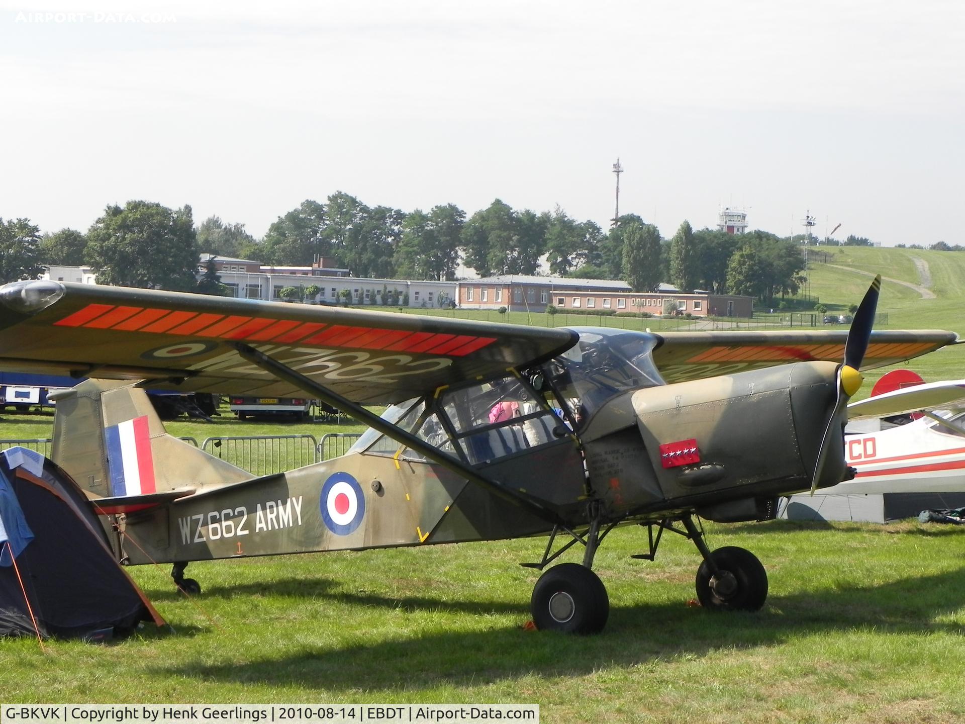 G-BKVK, 1954 Auster AOP.9 C/N AUS/10/2, 27th International Oldtimer Fly-In 14 Aug 2010

Schaffen - Diest Belgium - EBDT
