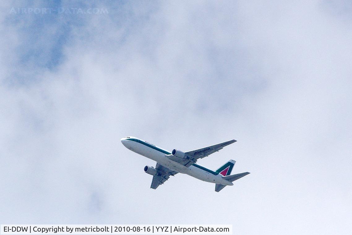 EI-DDW, 1994 Boeing 767-3S1 C/N 26608, In flight over Richmond Hill,Ont.Approaching YYZ