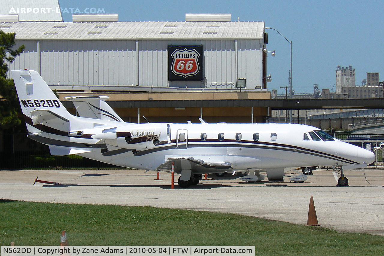 N562DD, 2000 Cessna 560XL C/N 560-5108, At Meacham Field - Fort Worth, TX