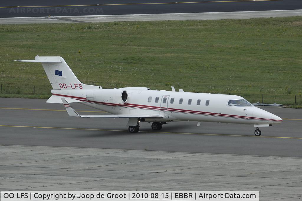 OO-LFS, 1998 Learjet 45 C/N 45-018, Abelag Aviation devoted of any markings