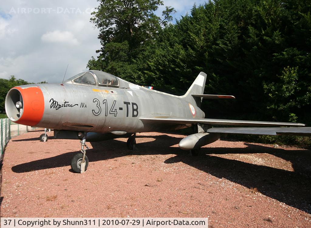 37, Dassault Mystere IVA C/N 47, S/n 37 - Preserved inside Savigny-les-Beaune Museum