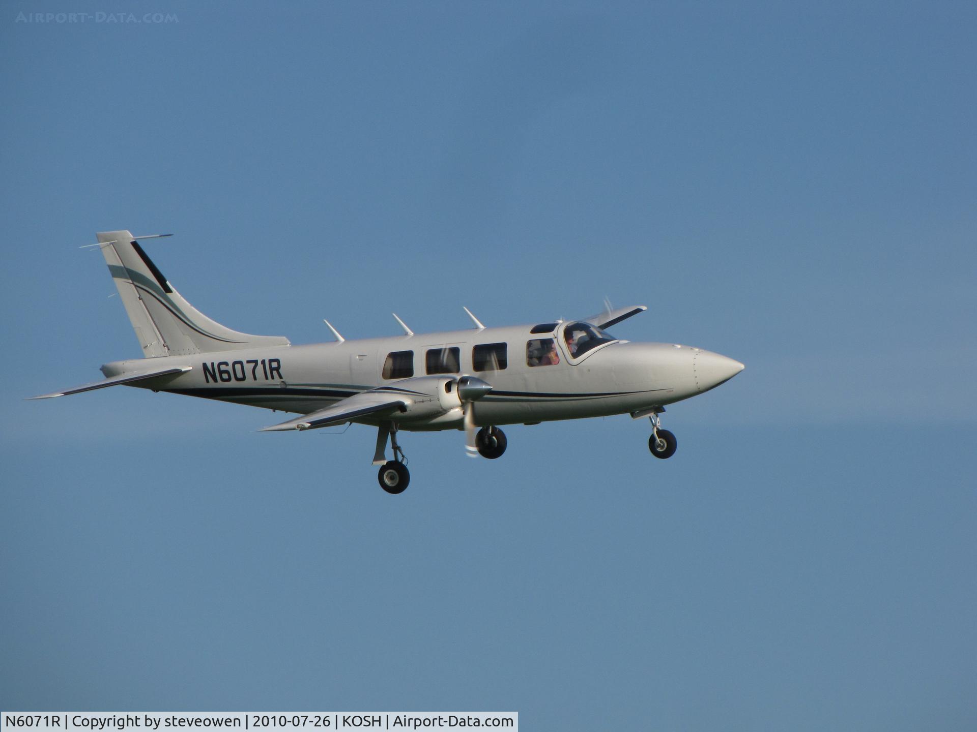 N6071R, 1979 Piper Aerostar 601P C/N 61P06867963324, Landing at EAA Oshkosh 2010