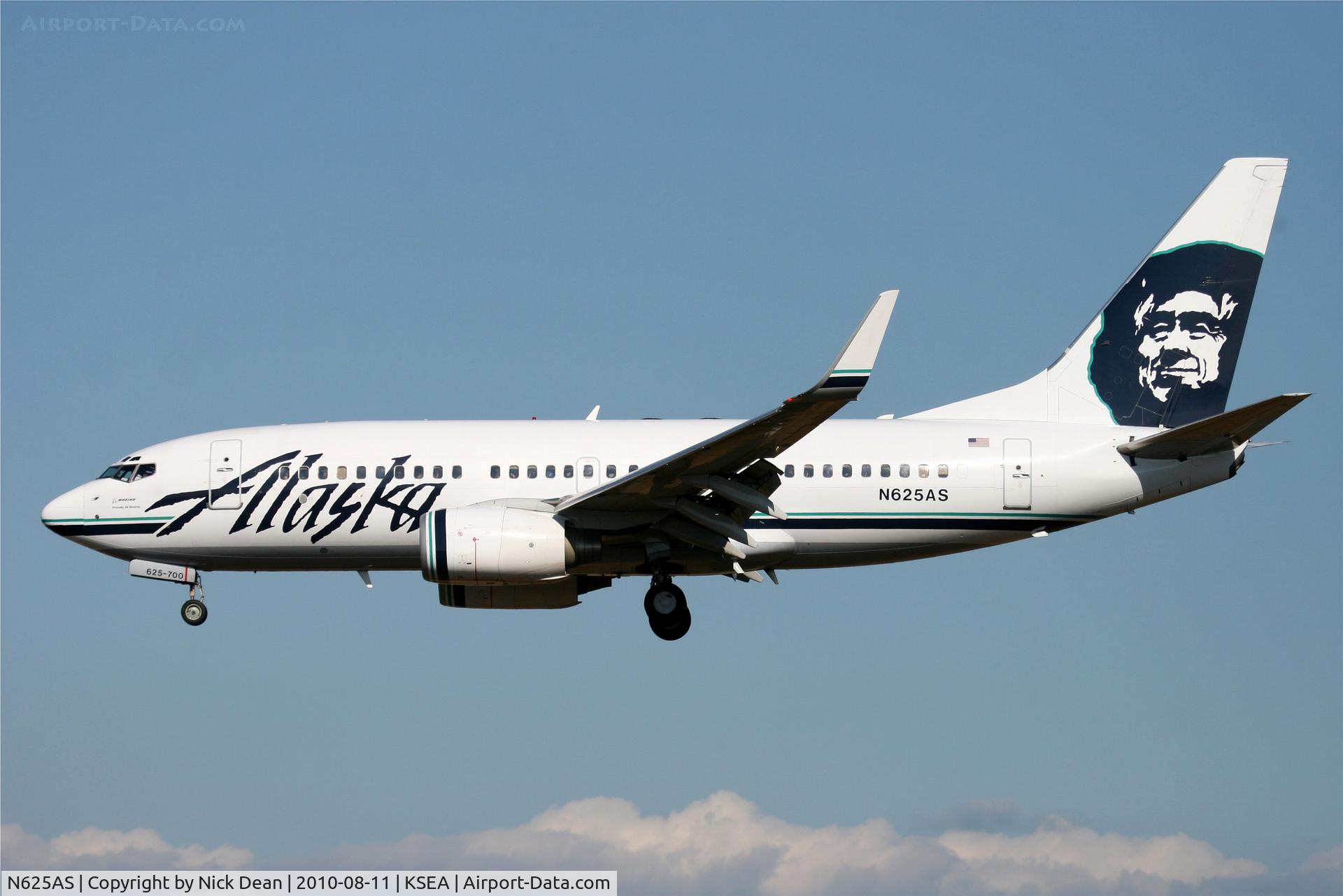 N625AS, 2001 Boeing 737-790 C/N 30792, KSEA
