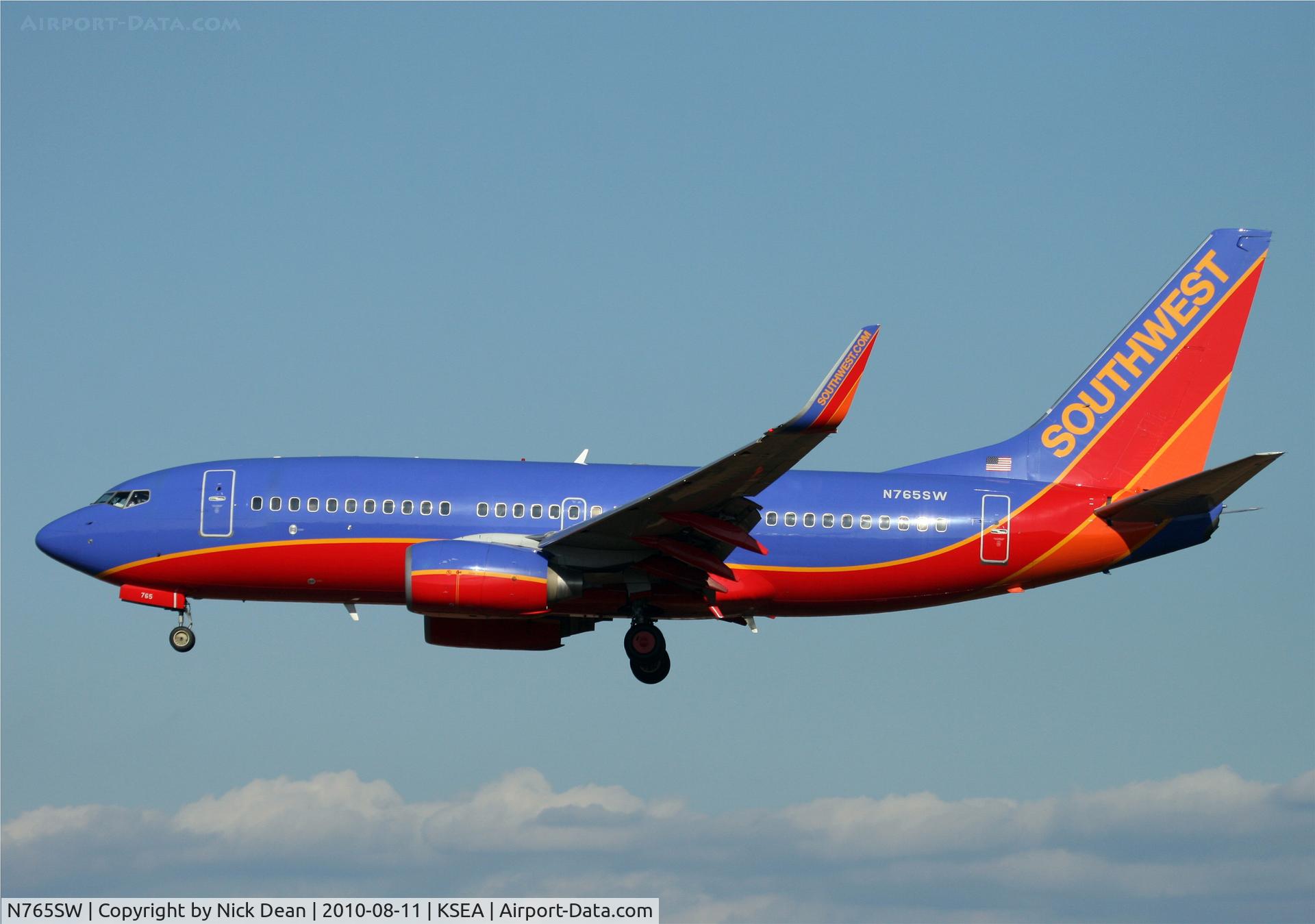 N765SW, 2000 Boeing 737-7H4 C/N 29805, KSEA