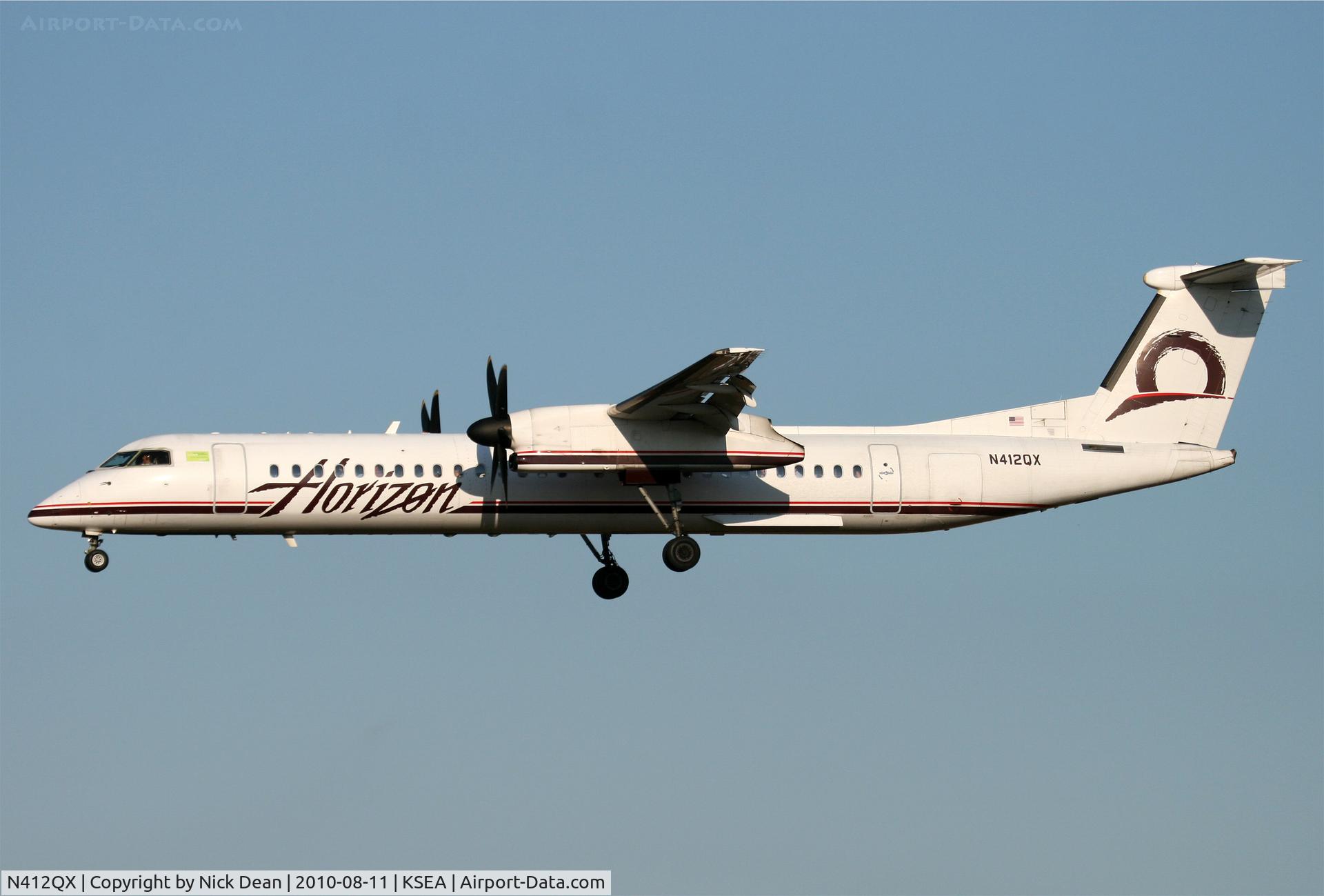 N412QX, 2002 Bombardier DHC-8-402 Dash 8 C/N 4059, KSEA