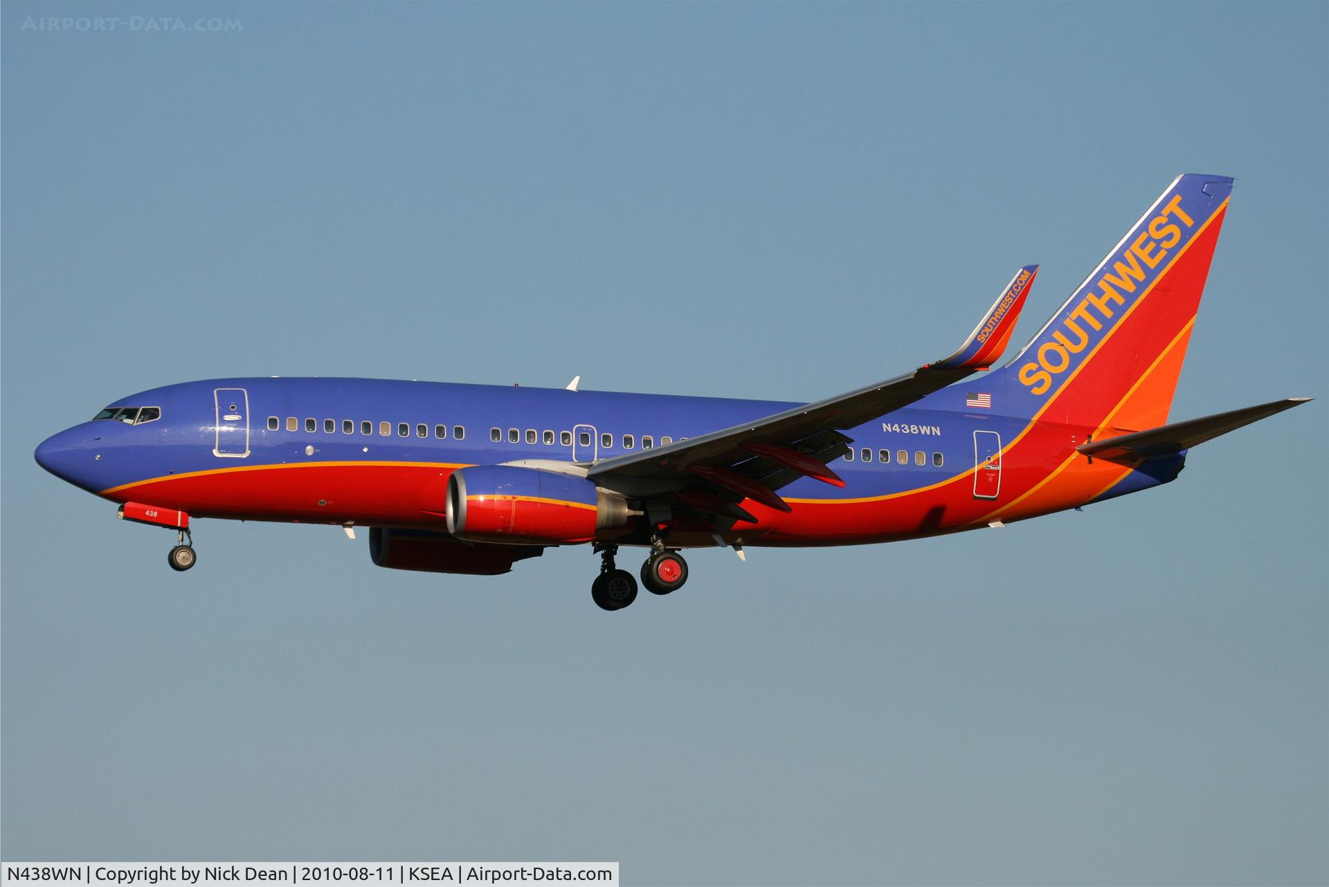 N438WN, 2003 Boeing 737-7H4 C/N 29833, KSEA