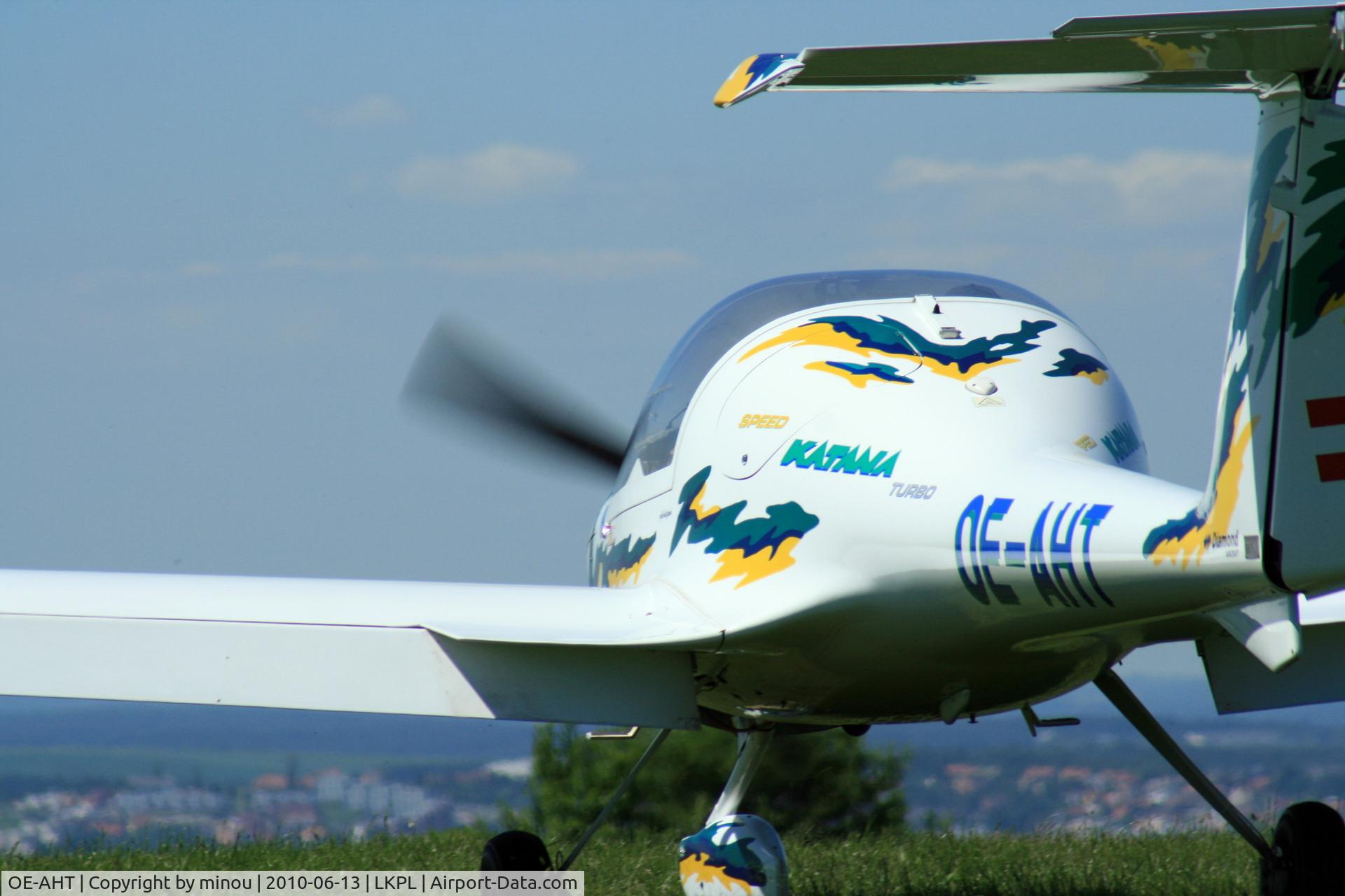 OE-AHT, Diamond DV-22 C/N 22002, Letkov  LKPL