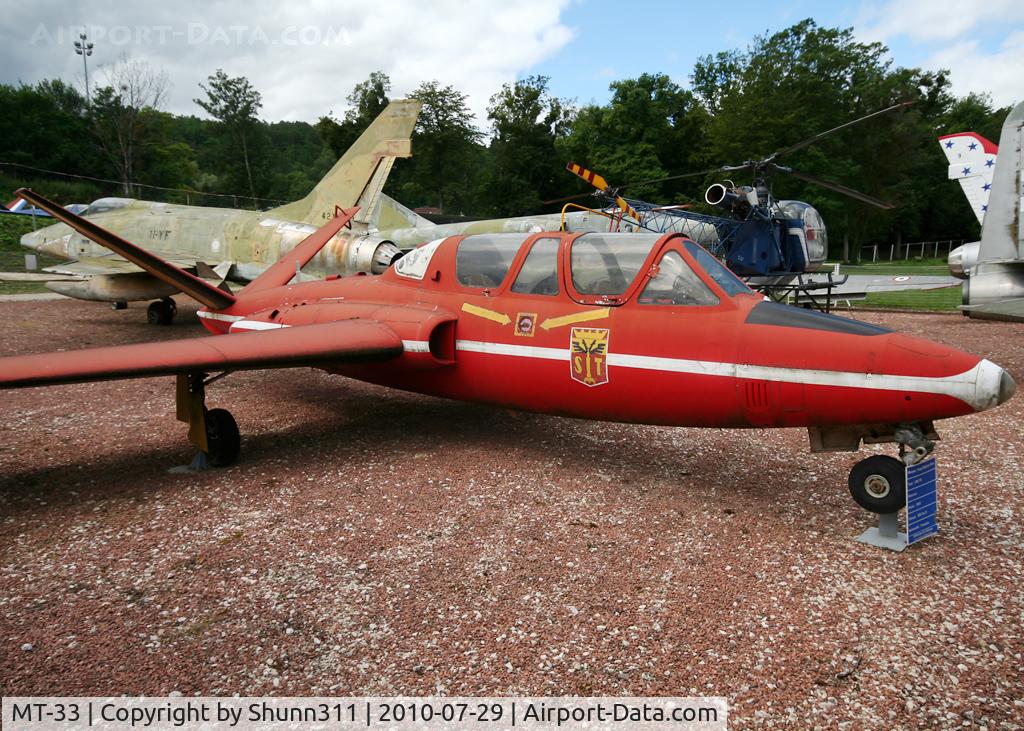 MT-33, Fouga CM-170R Magister C/N 290, S/n 290 - Belgium Air Force Fouga Magister preserved inside Savigny-les-Beaune Museum...