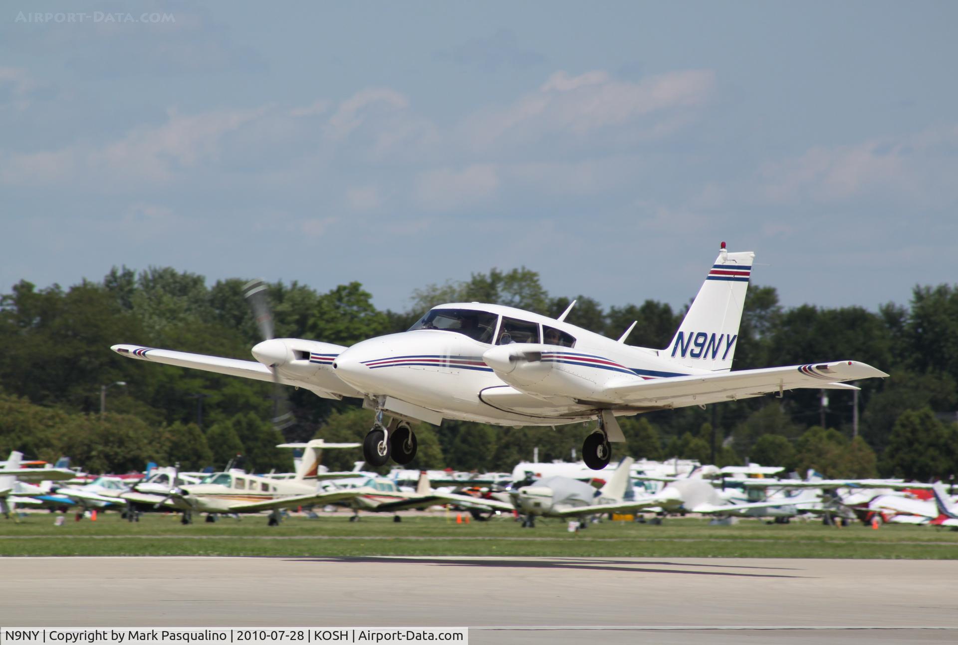 N9NY, 1965 Piper PA-30 Twin Comanche C/N 30-739, Piper PA-30