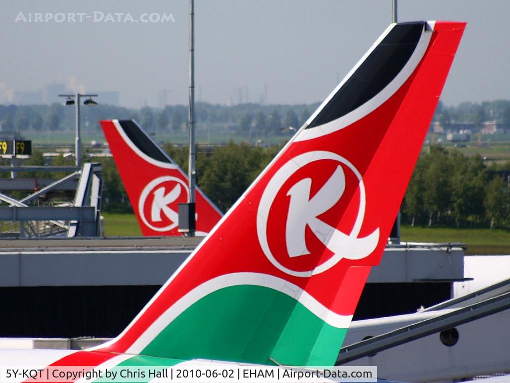 5Y-KQT, 2005 Boeing 777-2U8/ER C/N 33682, Kenya Airways