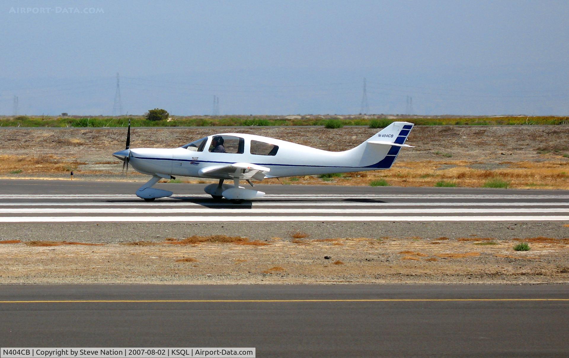N404CB, Wheeler Express C/N 70, 2000 Wheeler Express home built taking-off