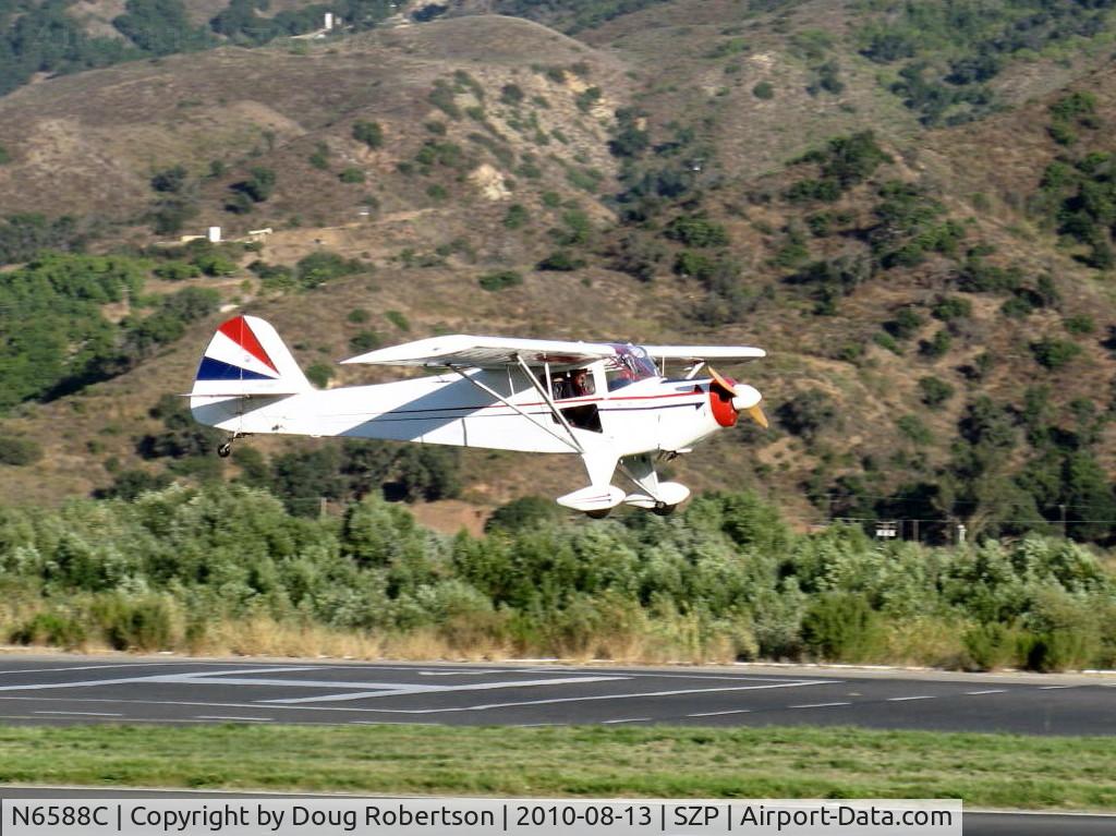 N6588C, 1992 Taylorcraft/Swick T-Clips C/N 1, 1992 McCain SWICK CLIP-T (aerobatic modified Taylorcraft), Lycoming O-235 120 Hp, landing 22L