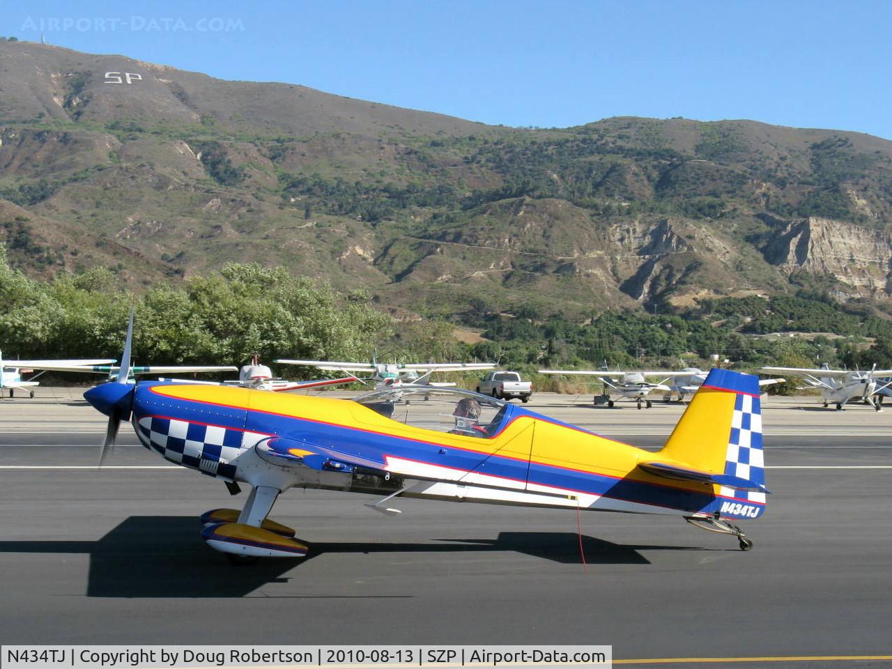 N434TJ, 1994 Extra EA-300S C/N 019, 1994 Extra Flugzeugbau Gmbh EA 300/S, Lycoming AEIO-540 300 Hp, short wing, taxi