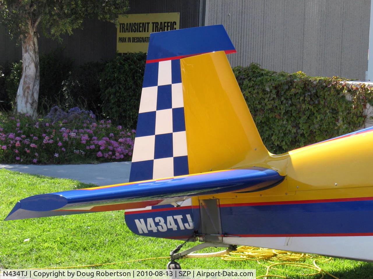 N434TJ, 1994 Extra EA-300S C/N 019, 1994 Extra Flugzeugbau Gmbh EA 300/S, Lycoming AEIO-540 300 Hp, tail