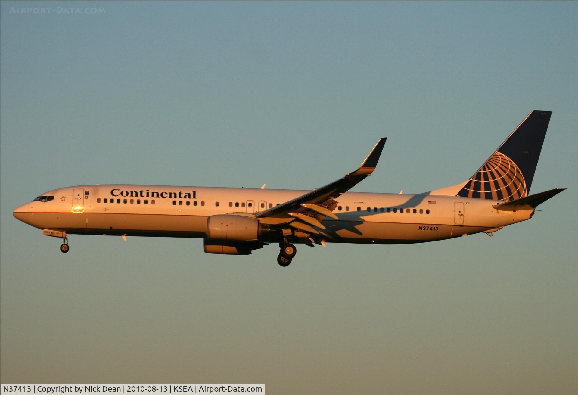 N37413, 2008 Boeing 737-924/ER C/N 31664, KSEA