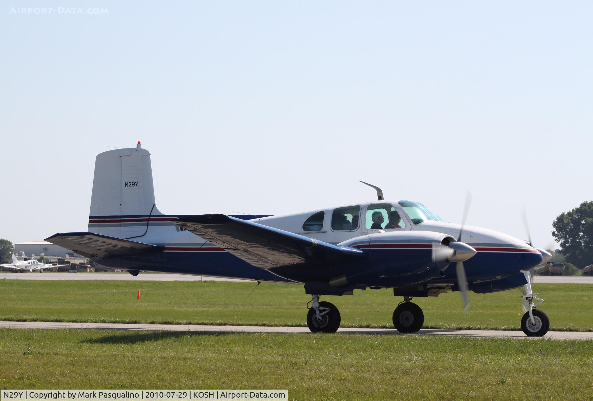 N29Y, 1957 Beech E50 Twin Bonanza C/N EH-16, Beech E50